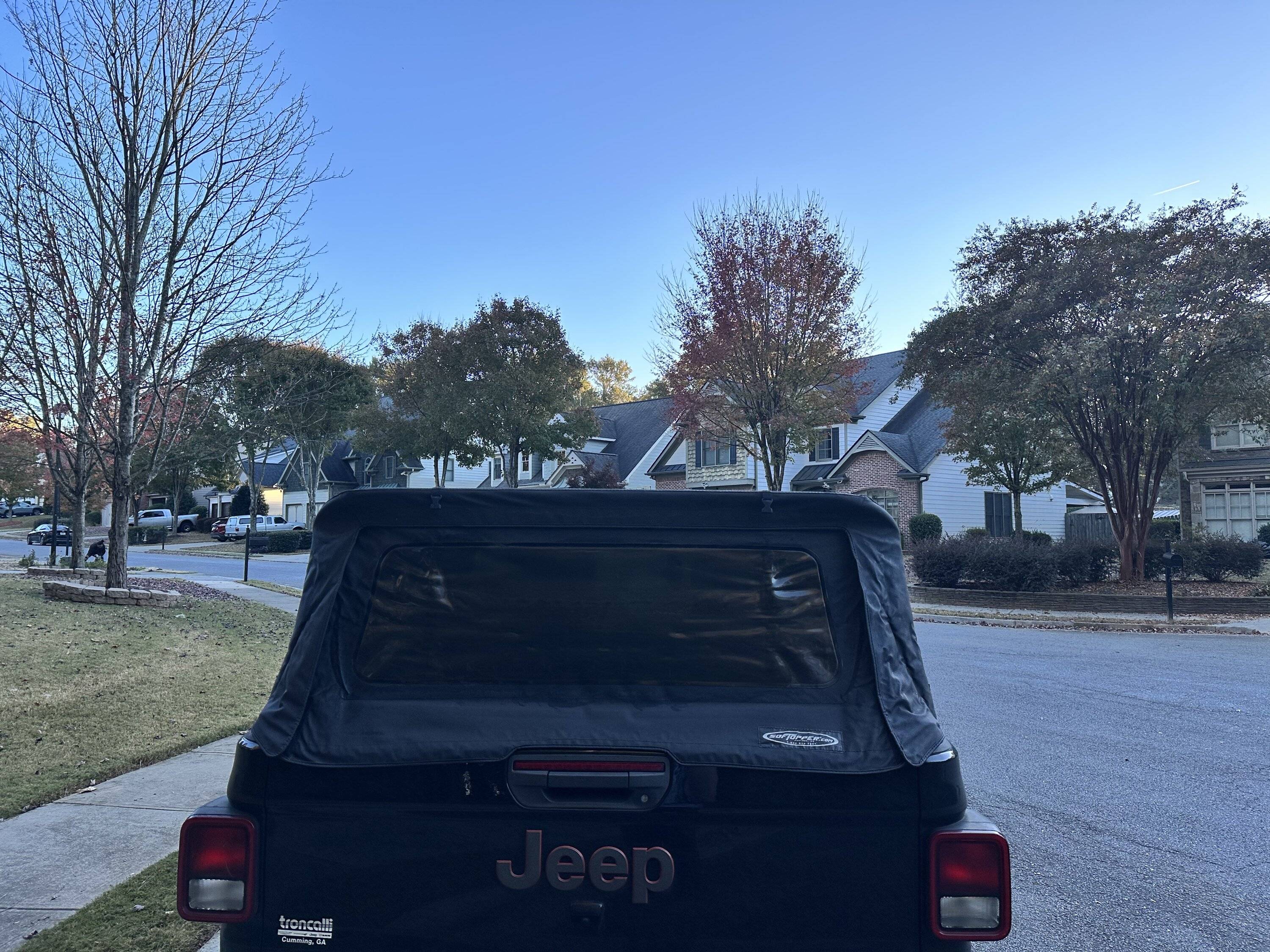 Jeep Gladiator Softopper $500 OBO F80F6C12-A197-4685-87B3-02945579F3C6