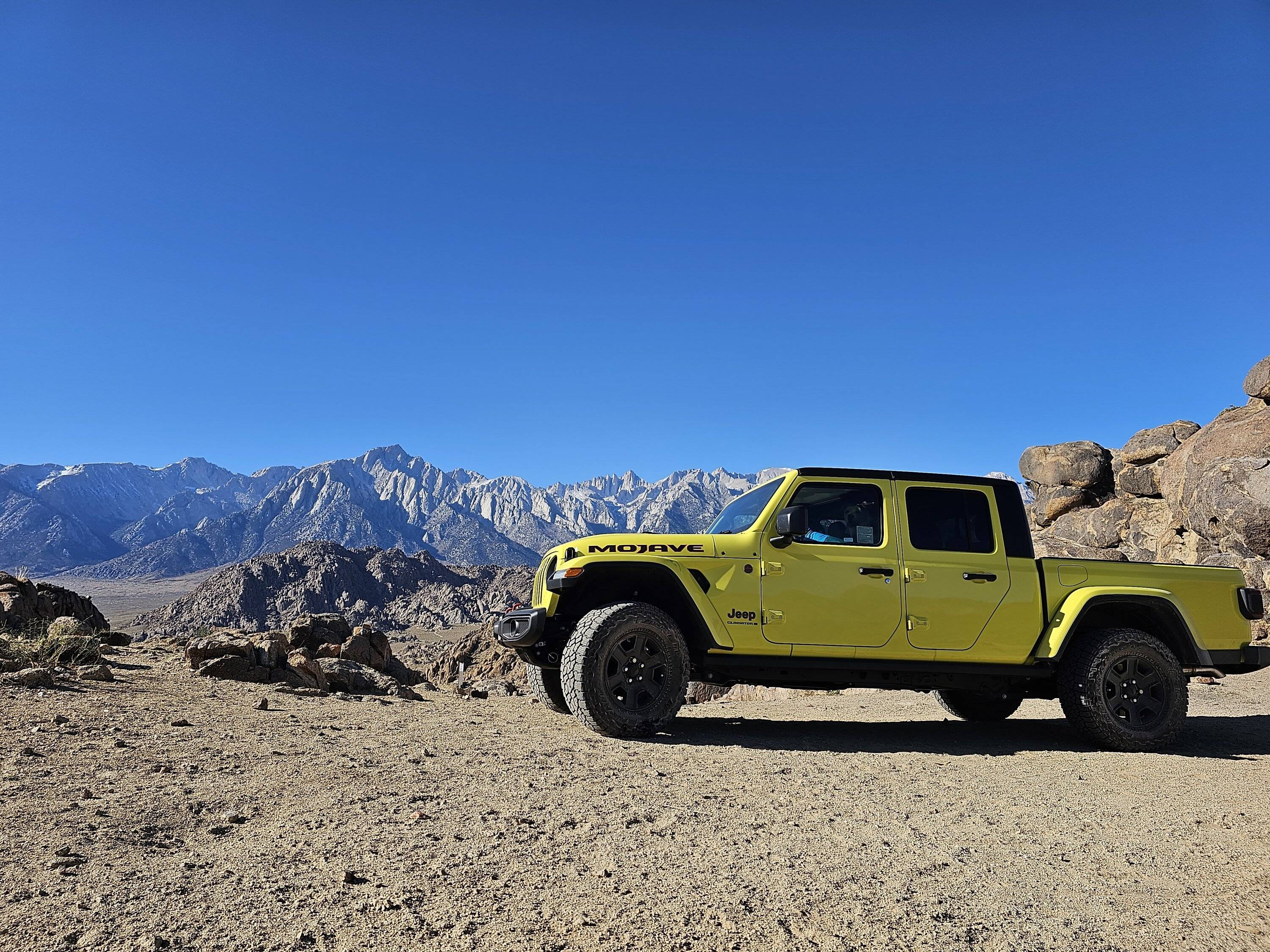 Jeep Gladiator "I'm gonna keep the mojave stock..." 20231124_102021