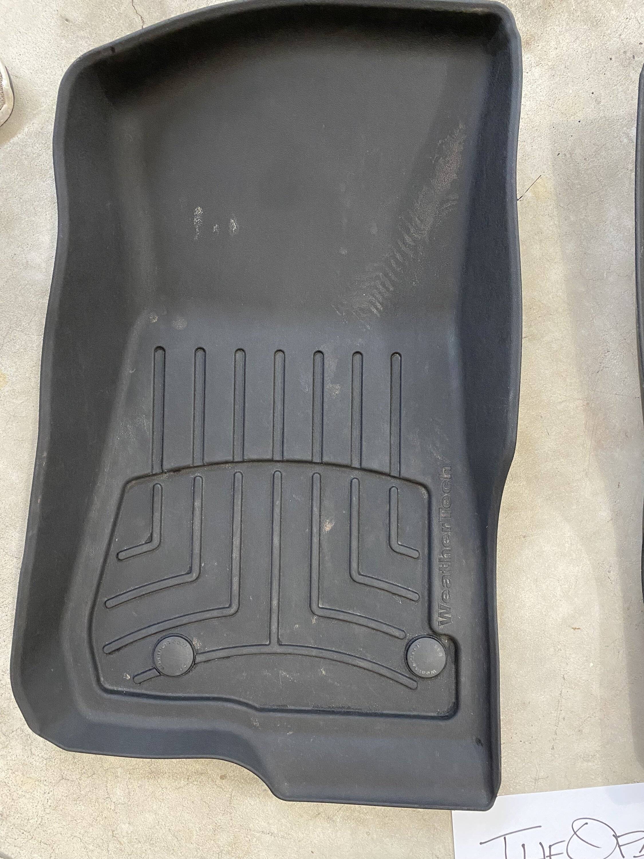 Jeep Gladiator Weathertech FloorLiner HP $125 644CD7AA-4F88-458F-ABF0-DF9C6747BFAA