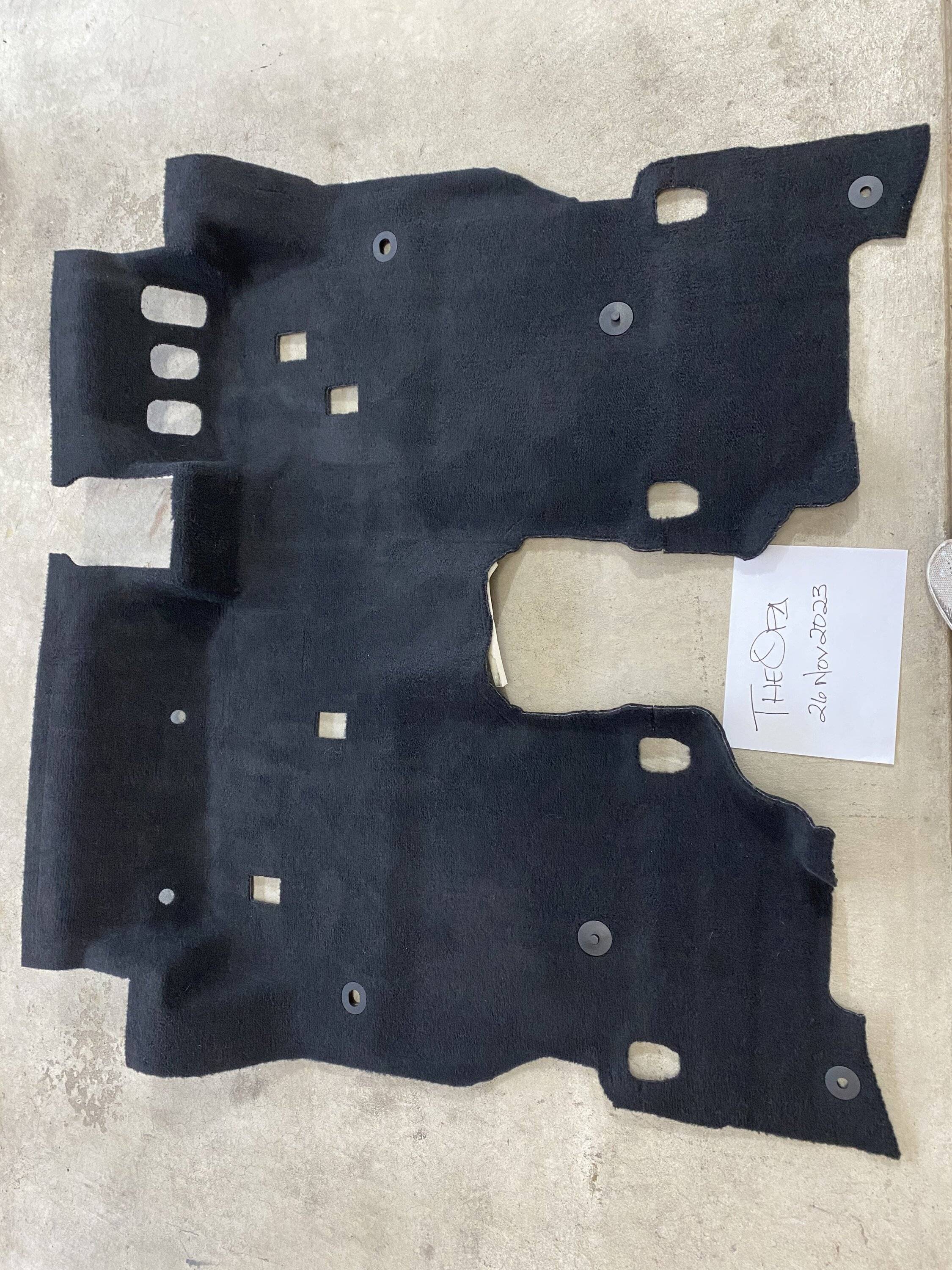 Jeep Gladiator Full black carpet (front & back) $125 EDA52EFA-7BD5-4564-BC4B-B58B62EEC5E6