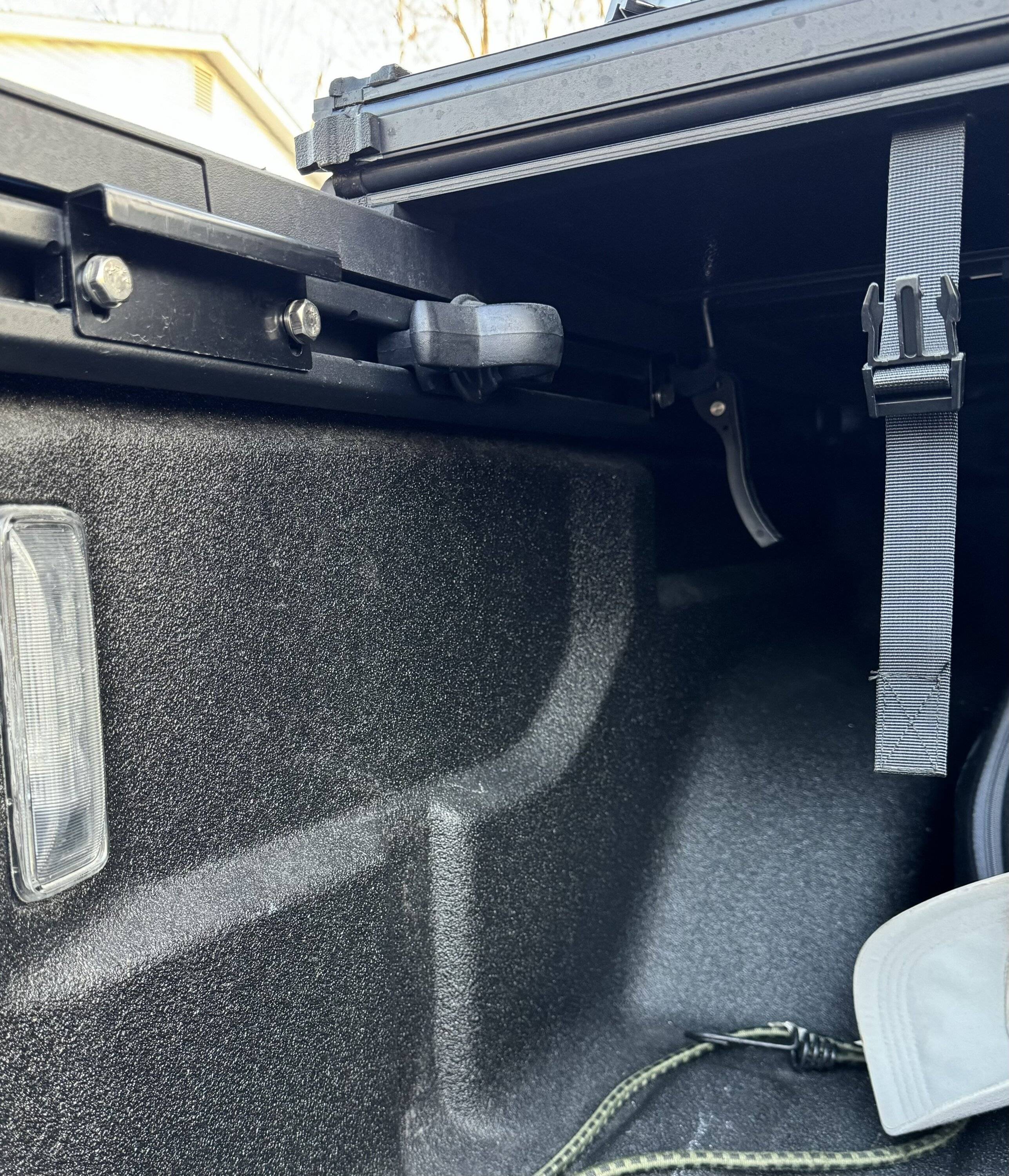 Jeep Gladiator Question about tonneau's and utility rails IMG_3896