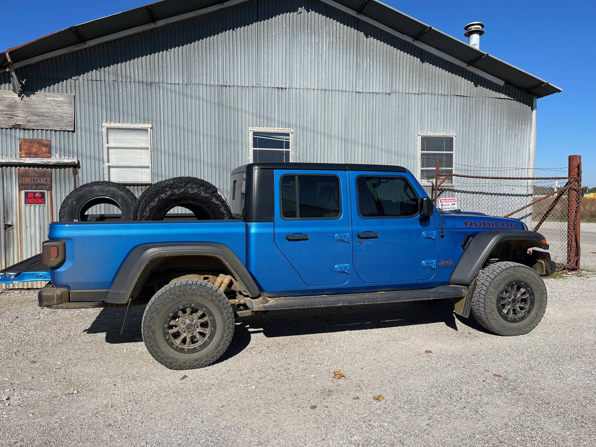 Jeep Gladiator 35's instead of 33's - Need to Choose A Tire Please Help Old Tires