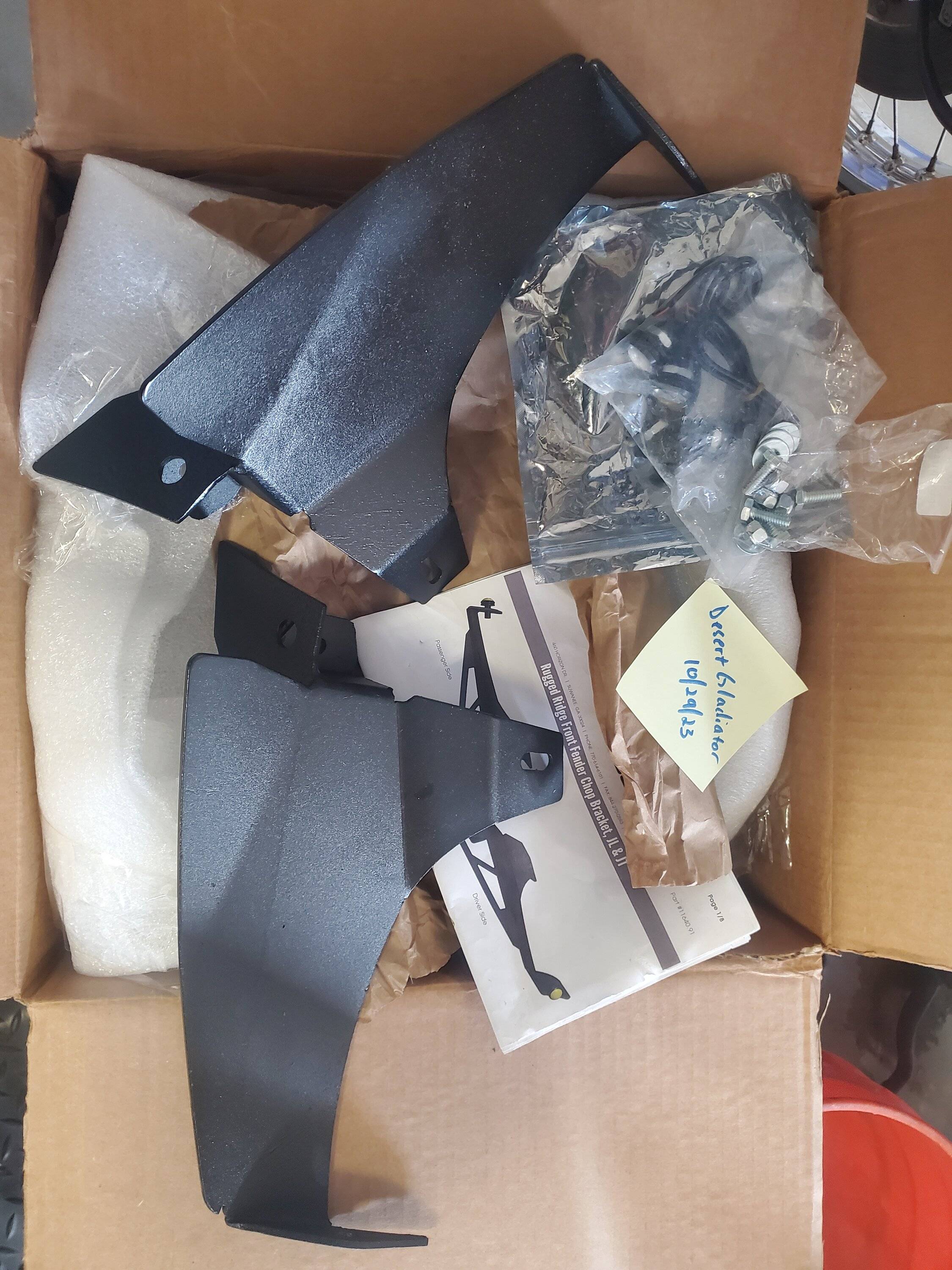 Jeep Gladiator Rugged Ridge Fender Chop Brackets RR Brackets