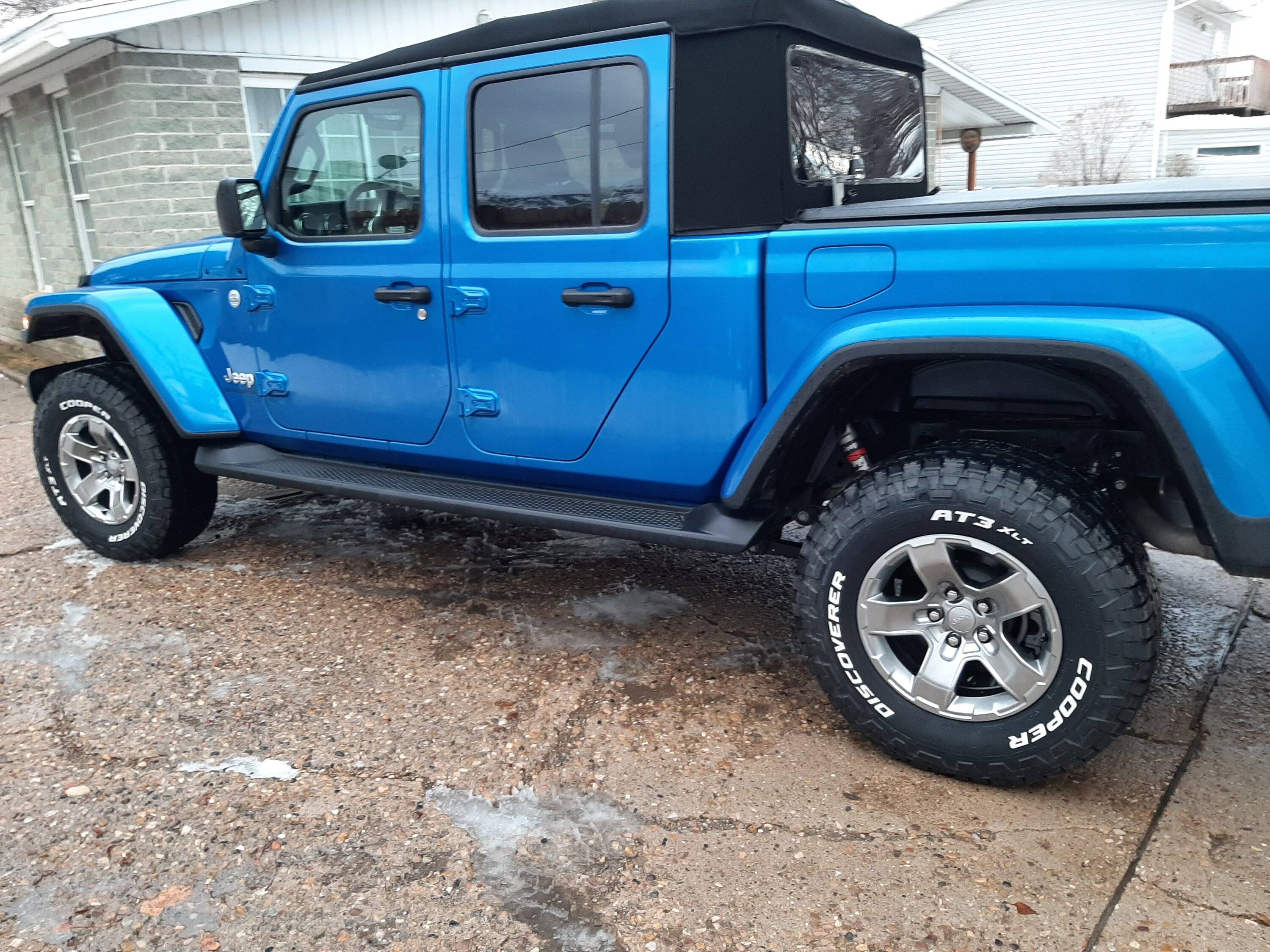 Jeep Gladiator Anyone else freaking love their truck? 20200207_172008
