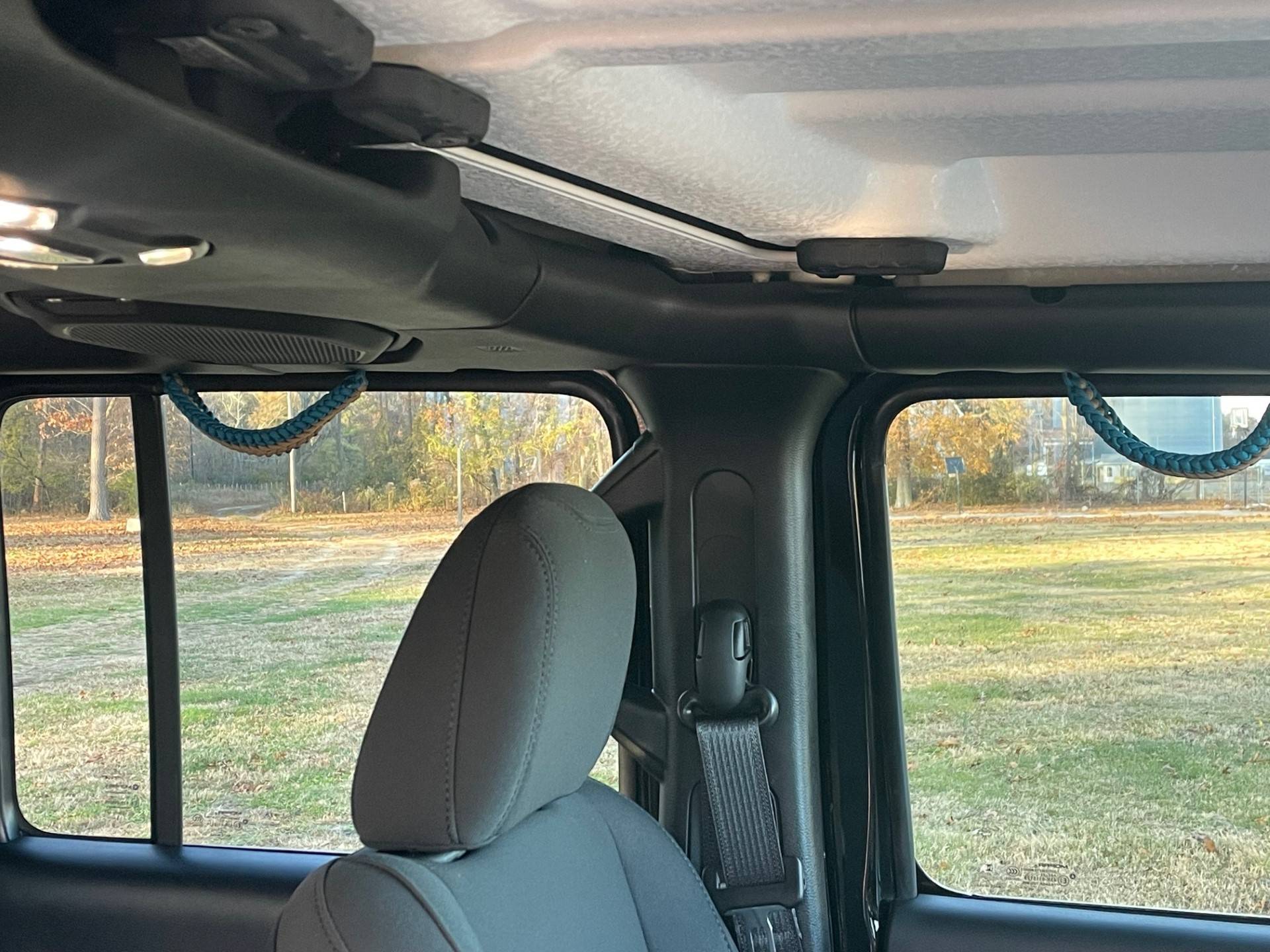 Jeep Gladiator What did you do TO your Gladiator today? [ADMIN WARNING: NO POLITICS, NO GUN TALK] grabhandle4