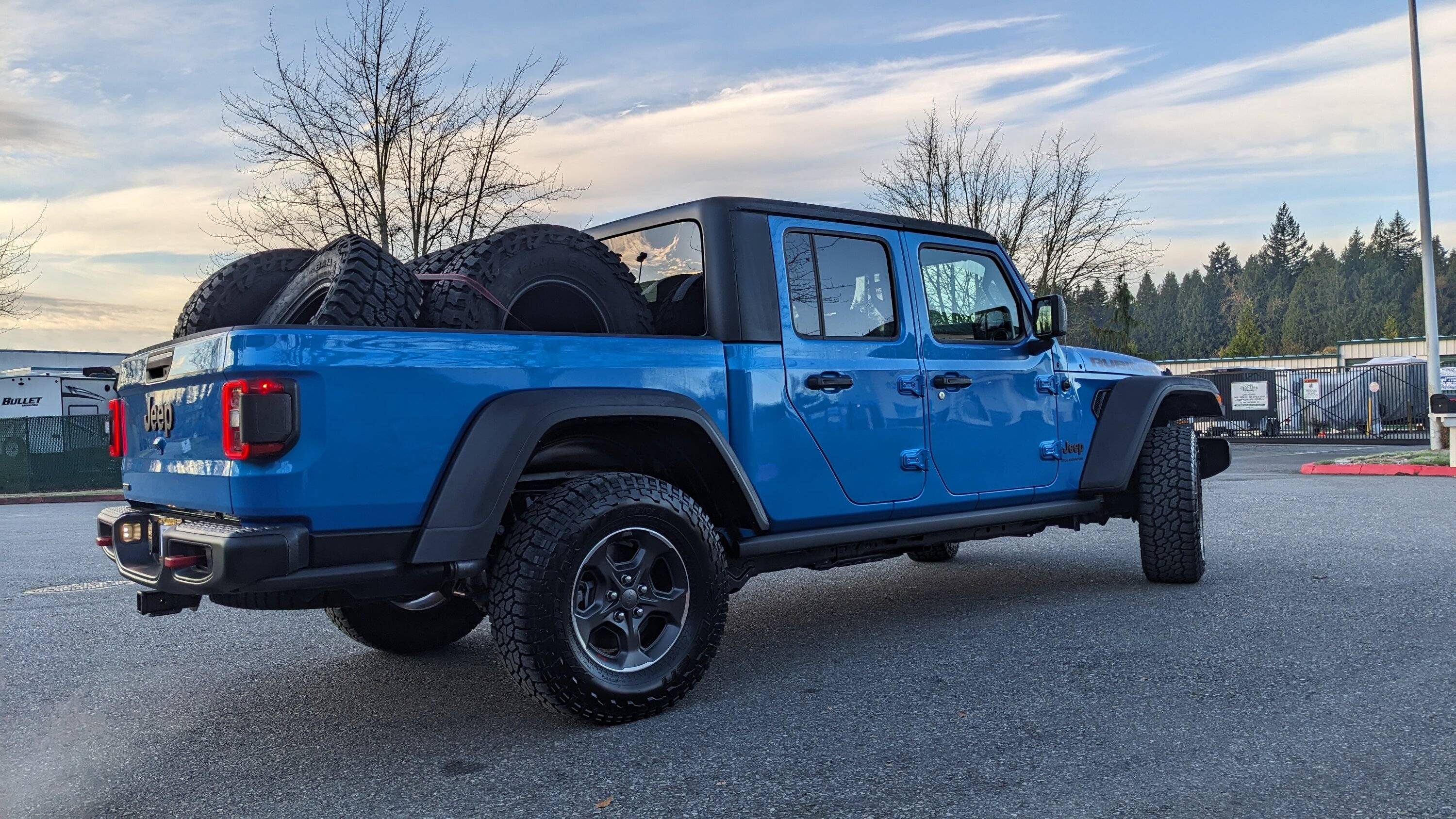 Jeep Gladiator Hydro Blue JTRD Build Thread PXL_20231118_161351600