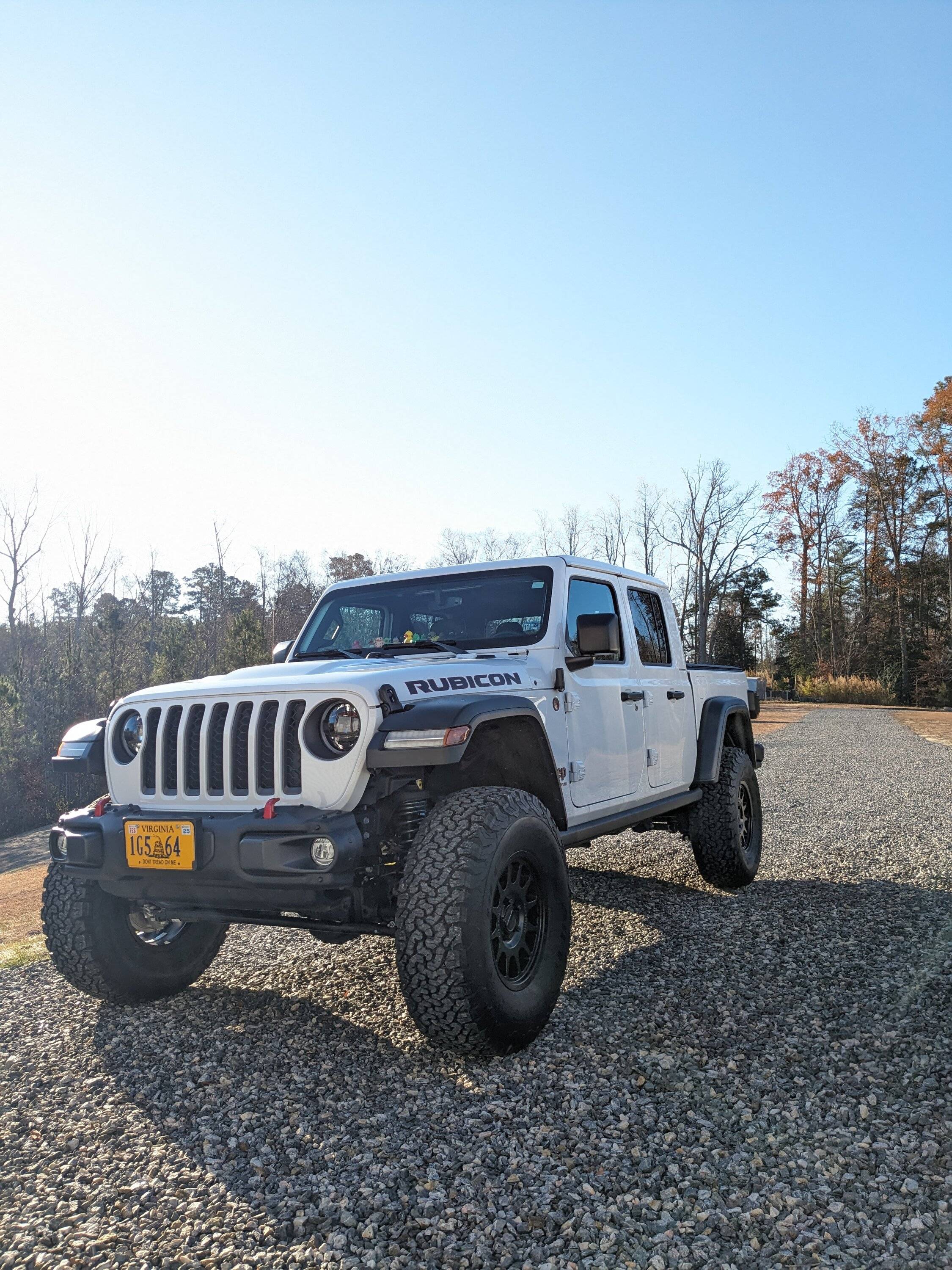 Jeep Gladiator BRIGHT WHITE Gladiator JT Club PXL_20231129_133943310