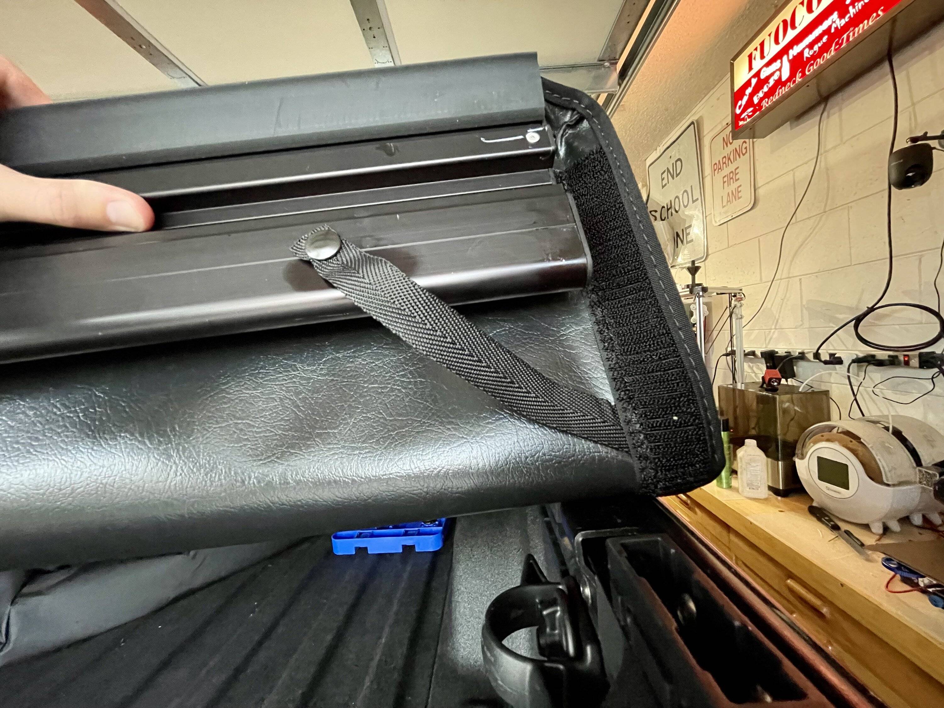 Jeep Gladiator TWILL Material Tonneau cover IMG_1323