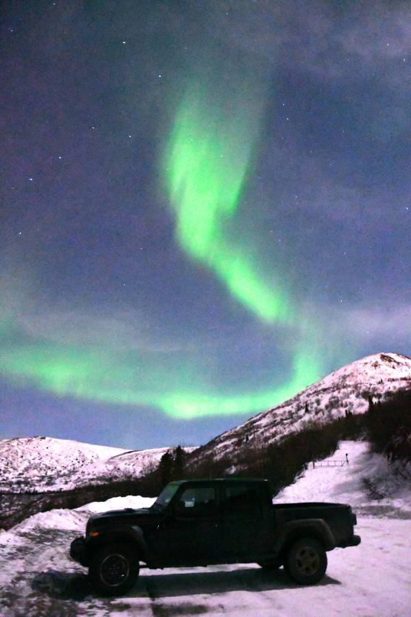 Jeep Gladiator Gladiator Under the Northern Lights b5AlDgc