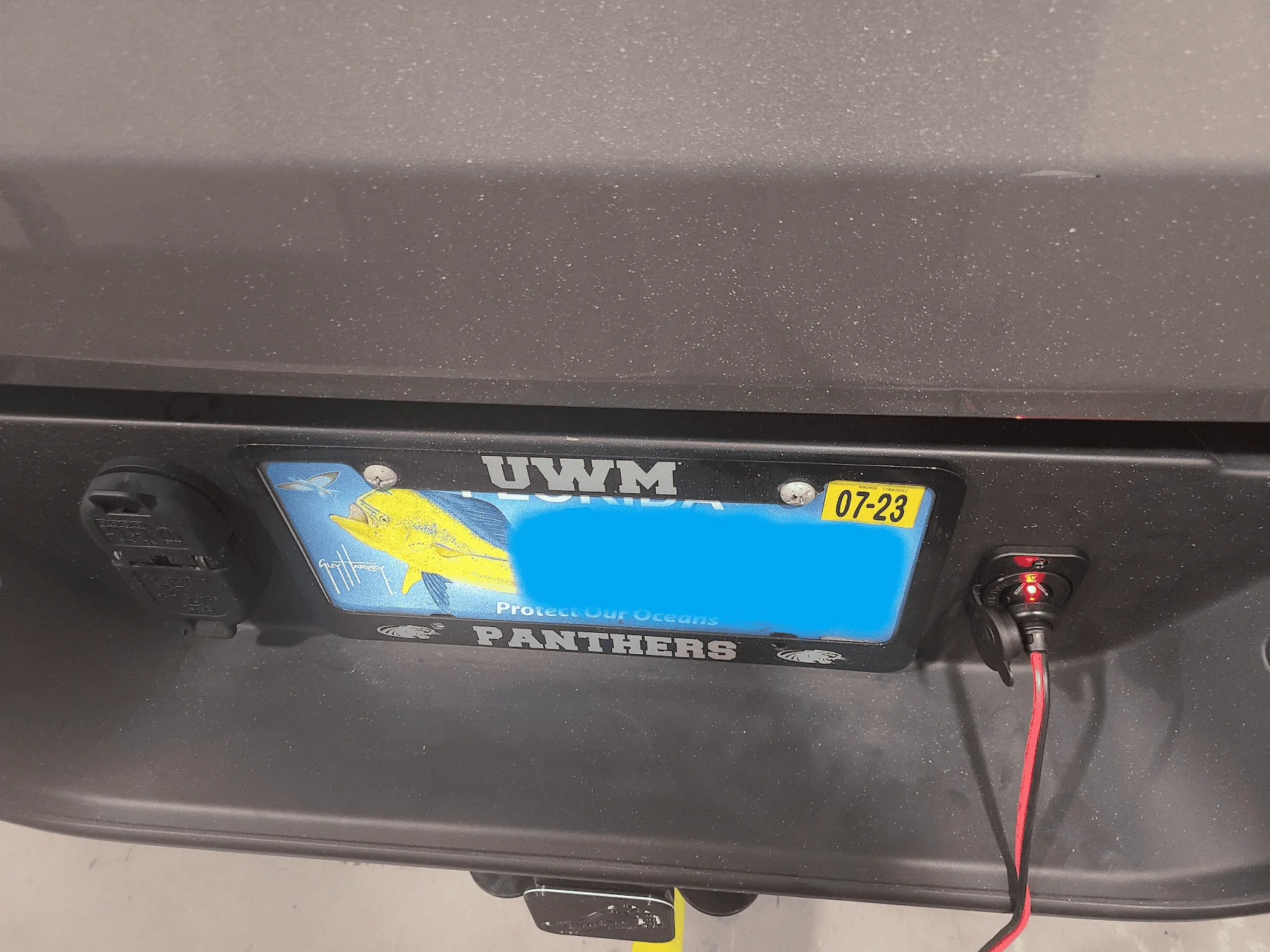 Jeep Gladiator Battery Trickle Charging 1701465309271