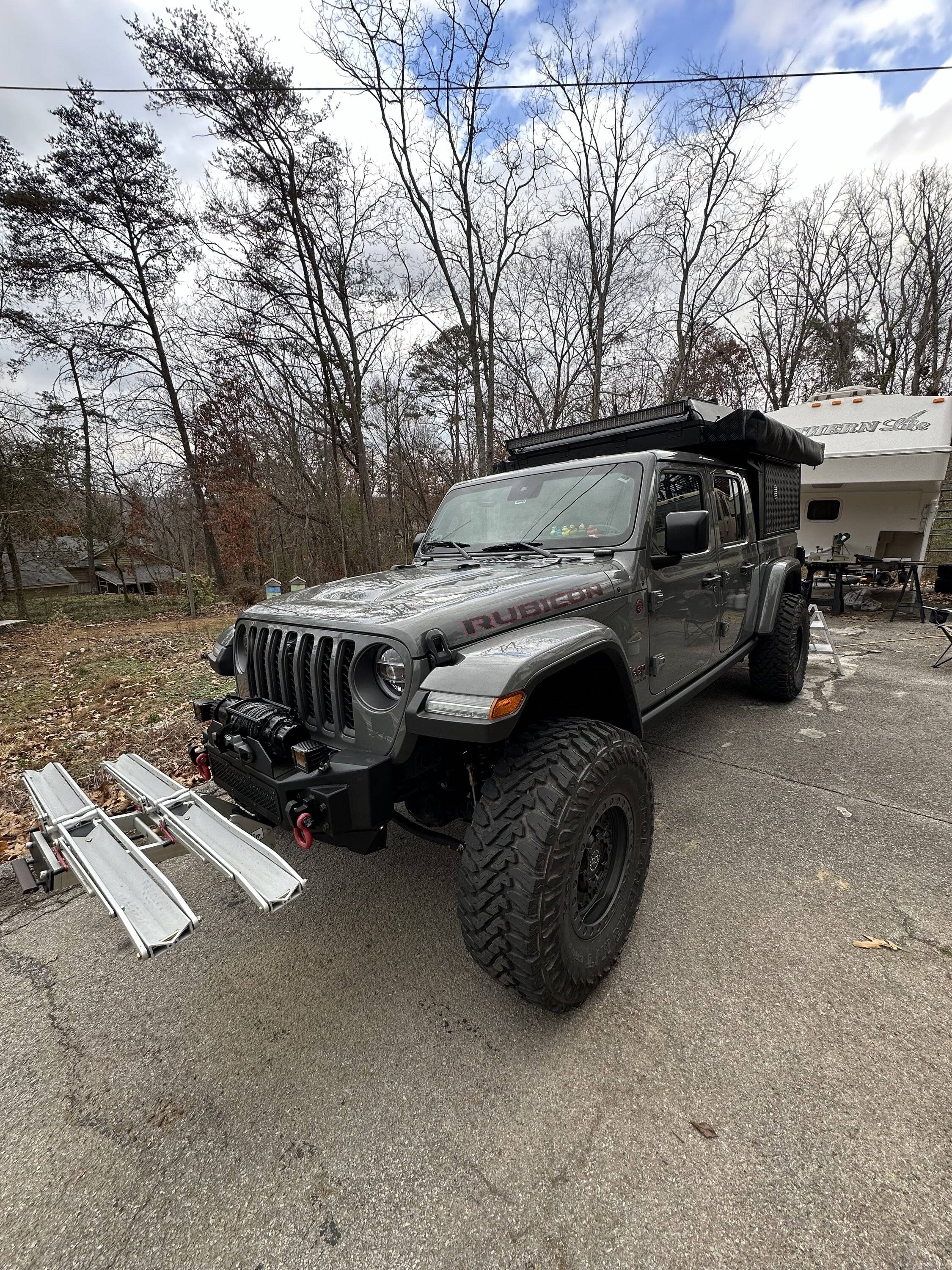 Jeep Gladiator Anyone else freaking love their truck? IMG_0317
