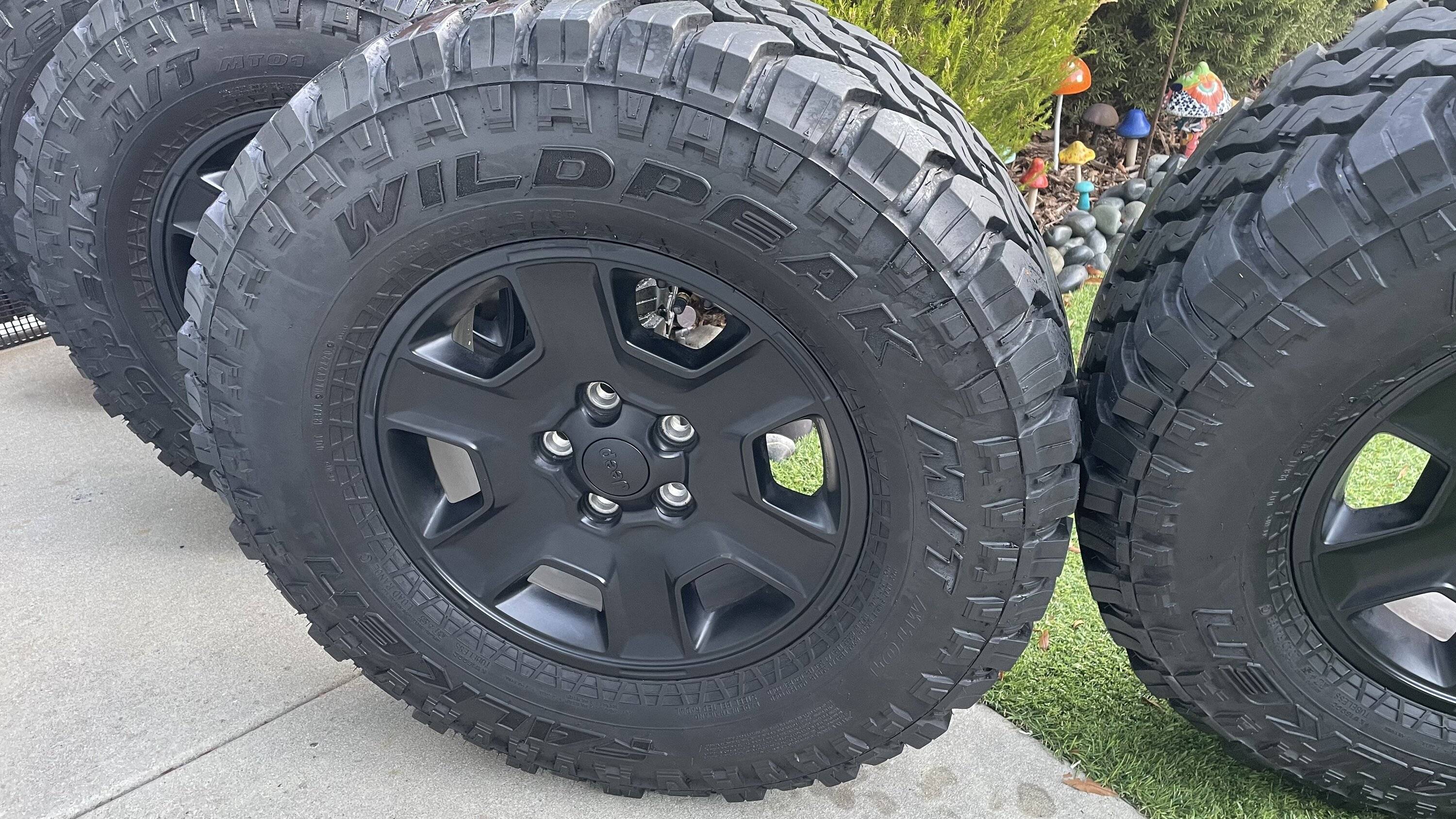 Jeep Gladiator 5 OEM Mojave wheels and Falken MT tires 9k miles San Jose IMG_6197