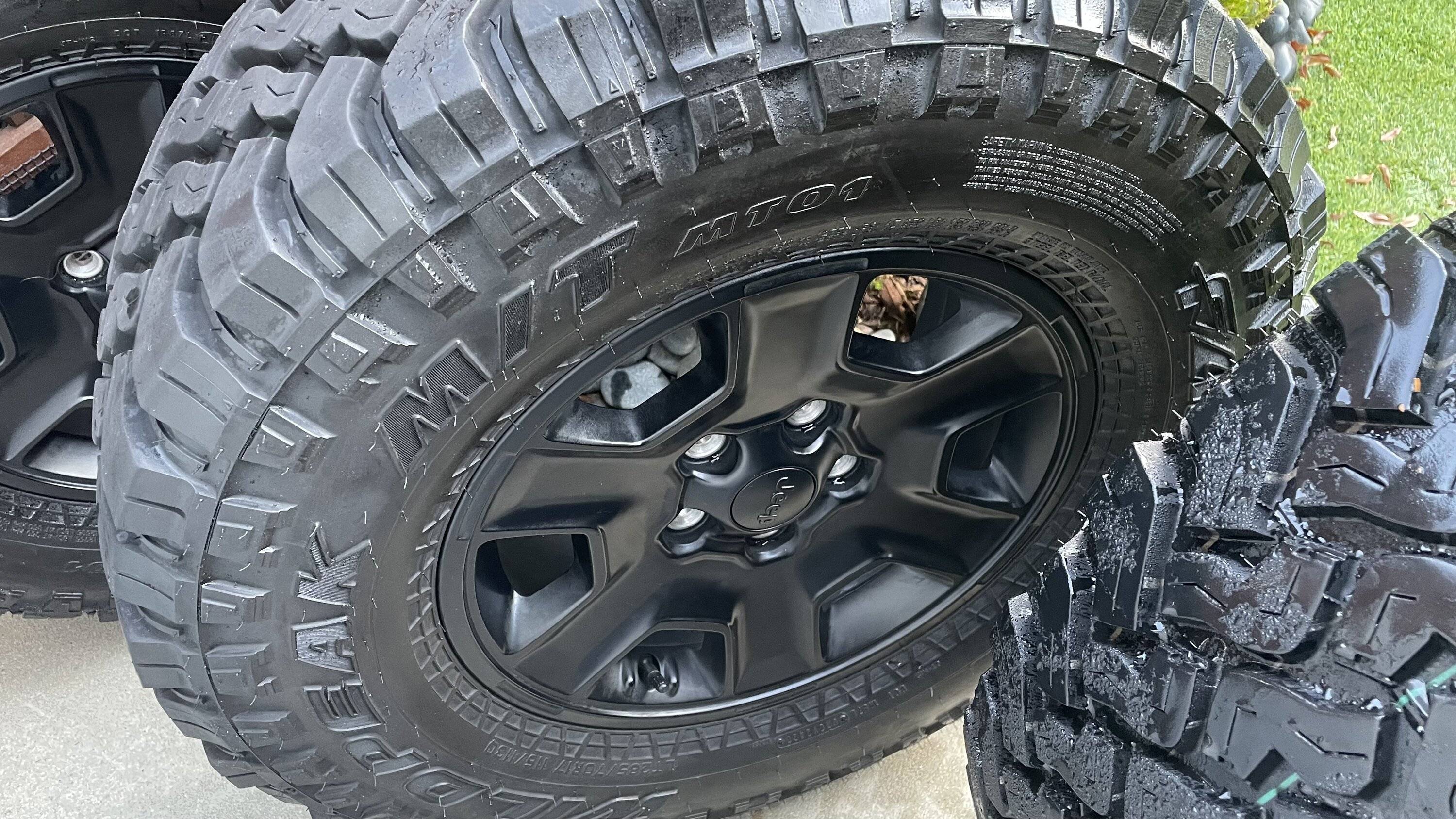 Jeep Gladiator 5 OEM Mojave wheels and Falken MT tires 9k miles San Jose IMG_6198