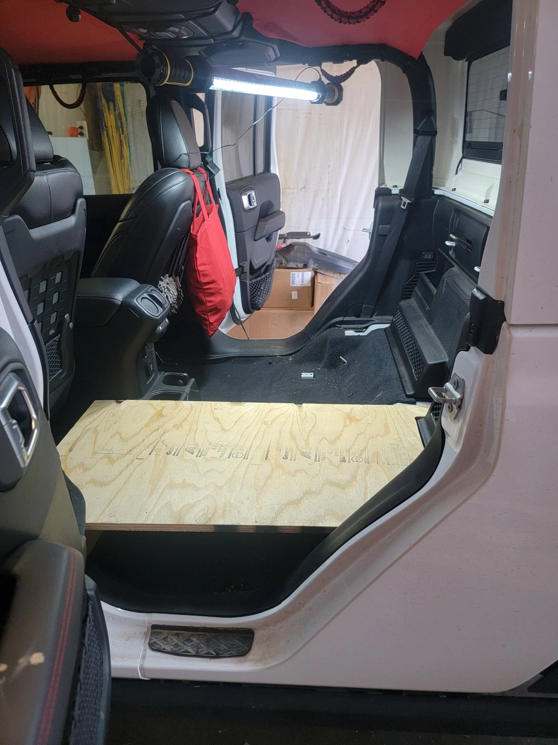 Jeep Gladiator Delete rear seat this weekend 20231202_155449