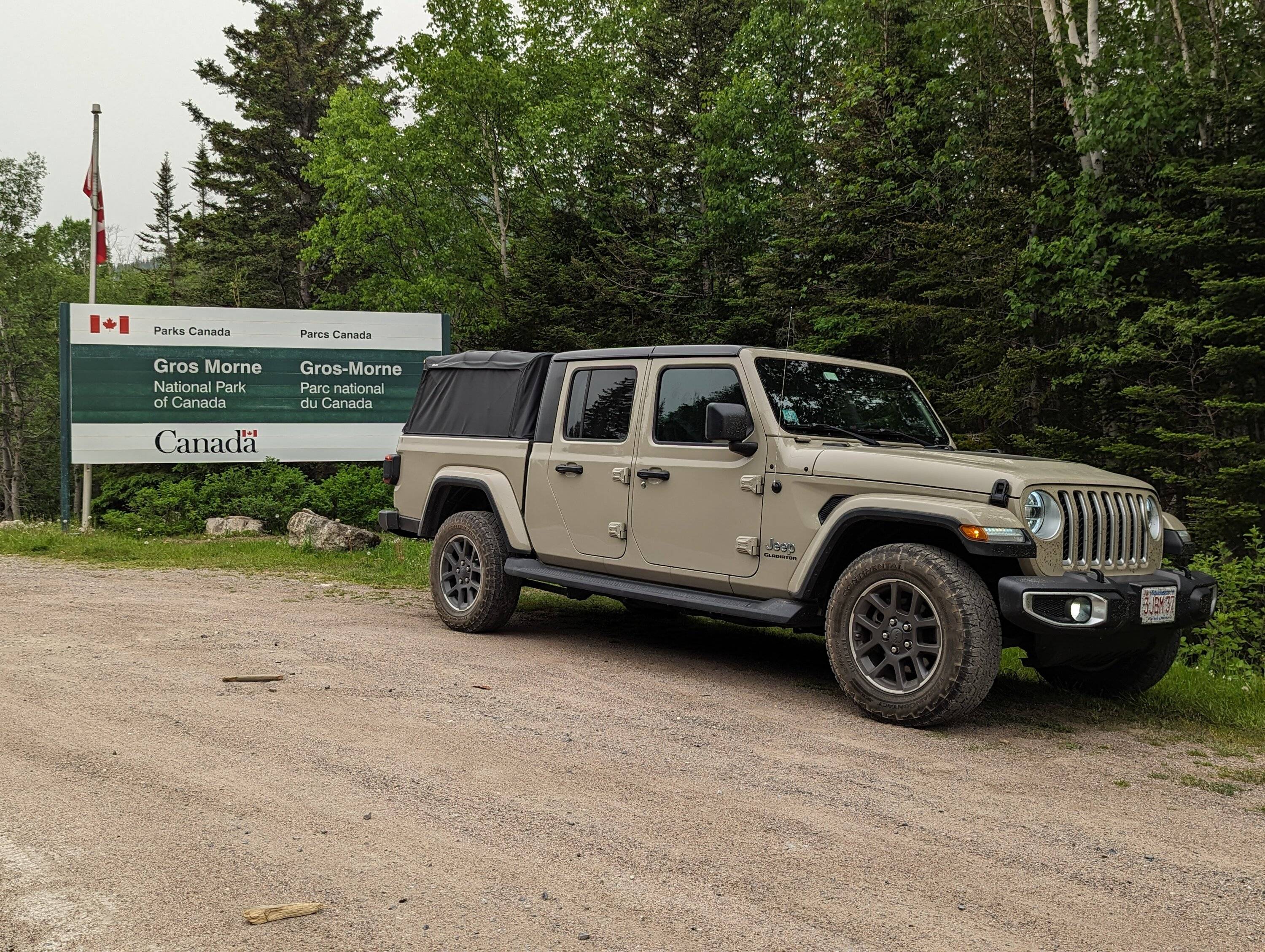 Jeep Gladiator Anyone else freaking love their truck? PXL_20230624_215106938