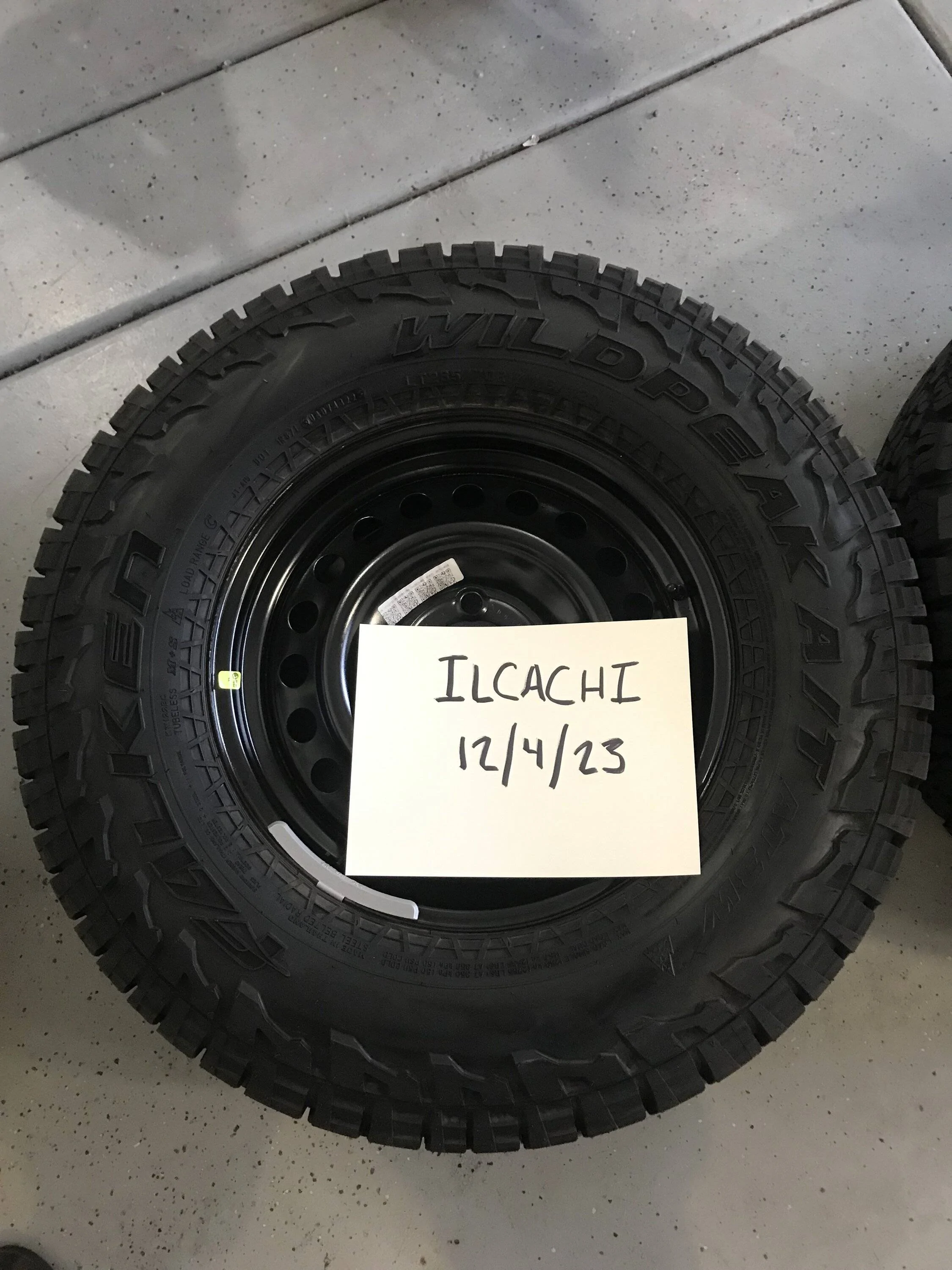 Jeep Gladiator Wildpeak AT3W 33in 285/70R17 1 Spare Rim And Tire IMG_7002