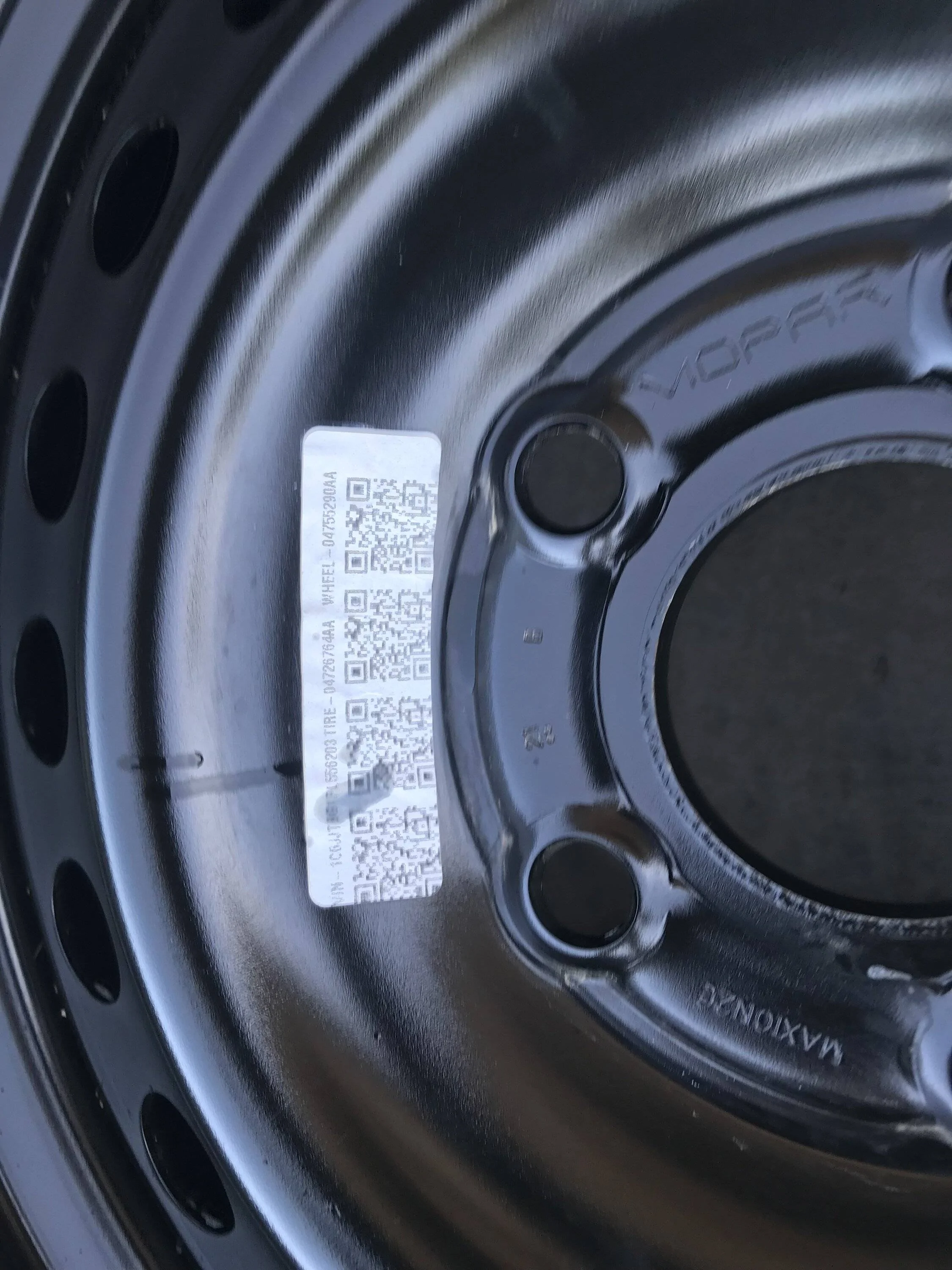 Jeep Gladiator Wildpeak AT3W 33in 285/70R17 1 Spare Rim And Tire IMG_6988