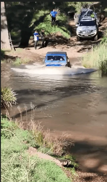 Jeep Style Car Wash.webp