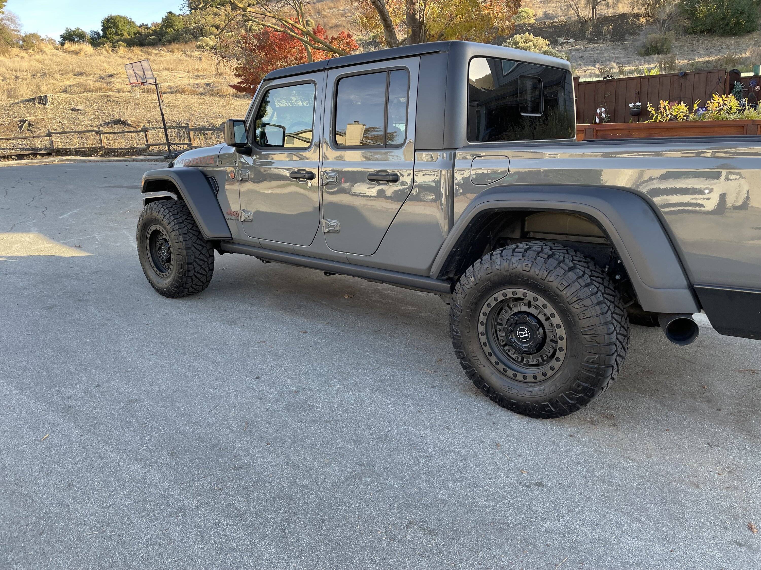 Jeep Gladiator 35s and No Lift Thread IMG_6184