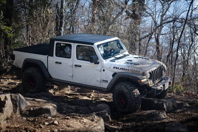 Jeep Gladiator Lets see them FLEXED out Jeep's with BIG tires and lifts :D DSC_4185_Original