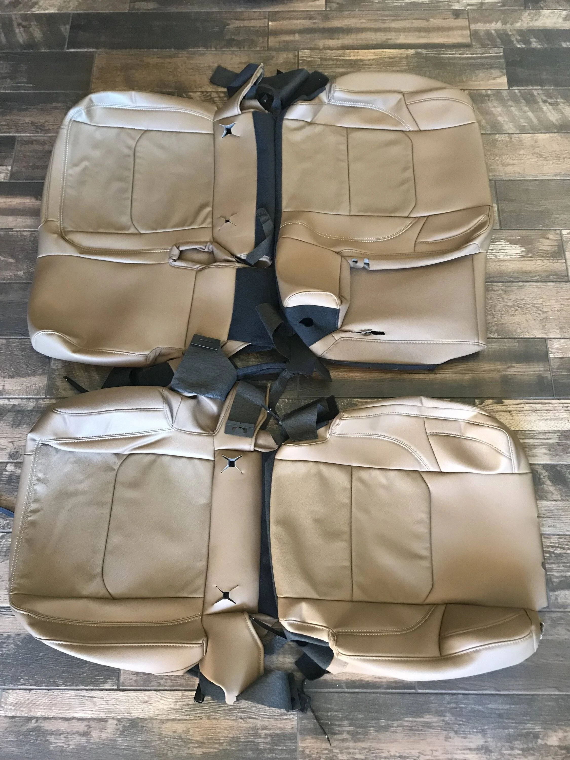 Jeep Gladiator Jeep Gladiator Rubicon Dark Saddle Rear Leather Seat Skins New Take Off IMG_7018