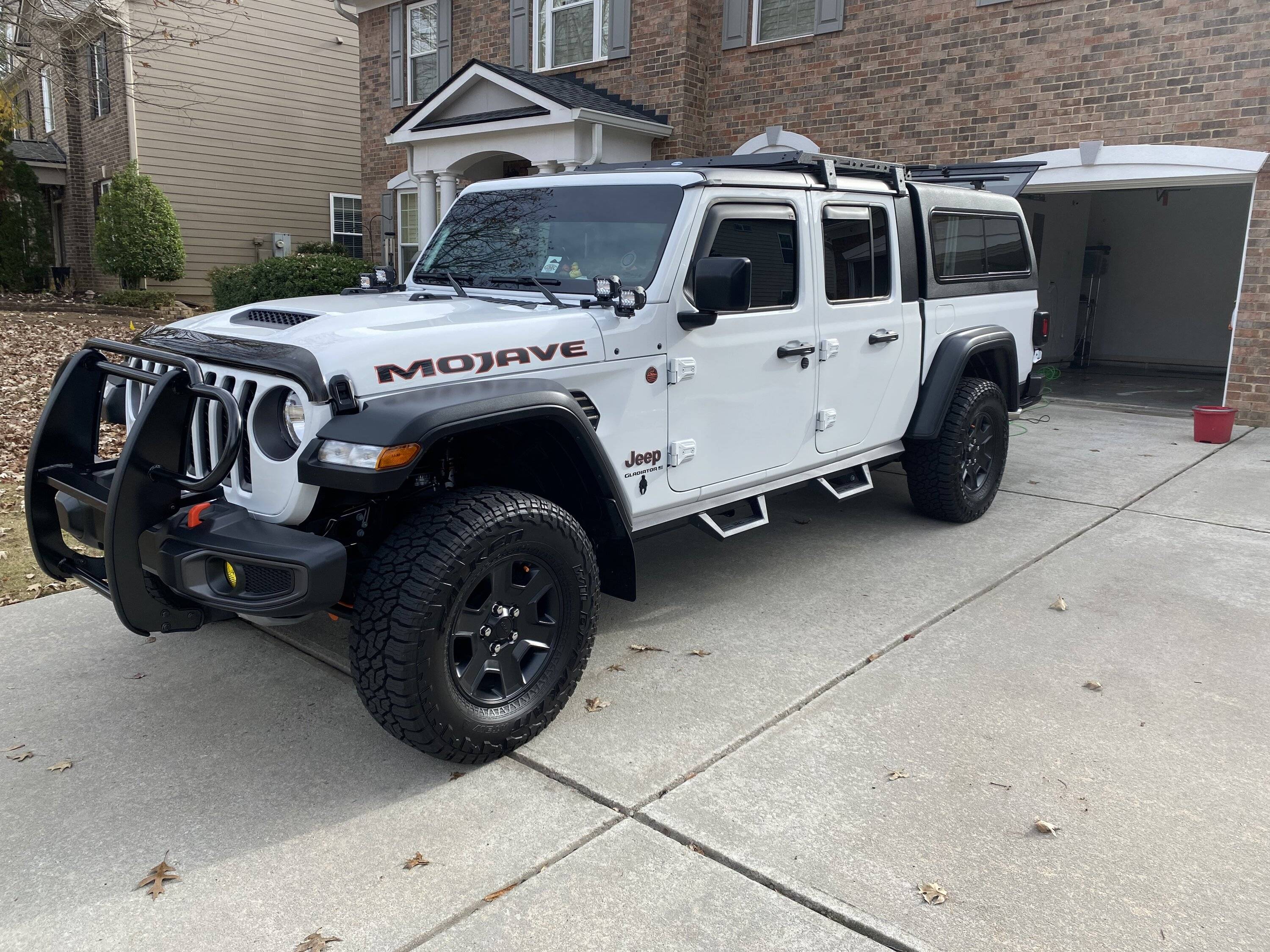 Jeep Gladiator A-Pillar KC or? IMG_5124