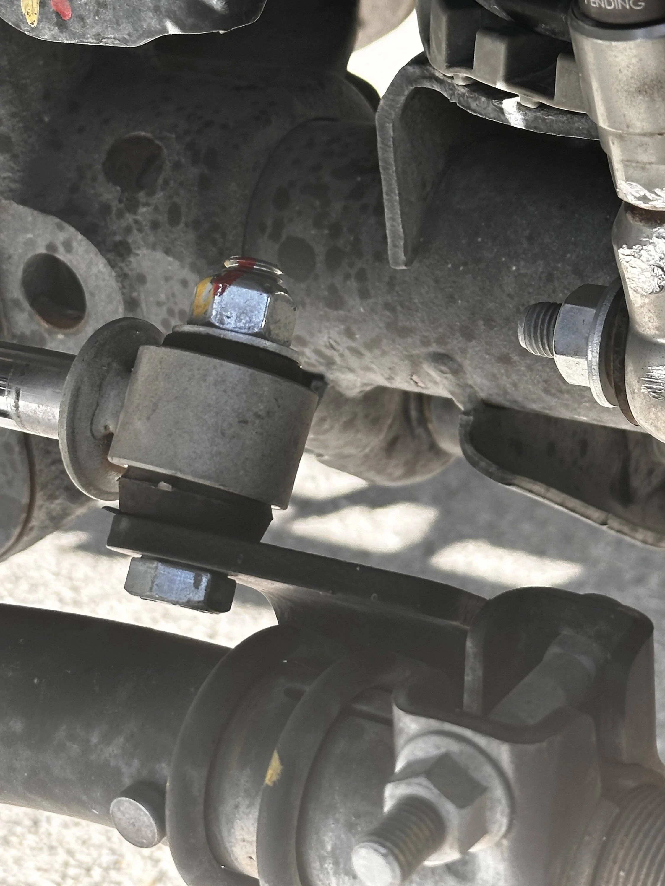 Jeep Gladiator Steering stabilizer bracket issue? IMG_4659