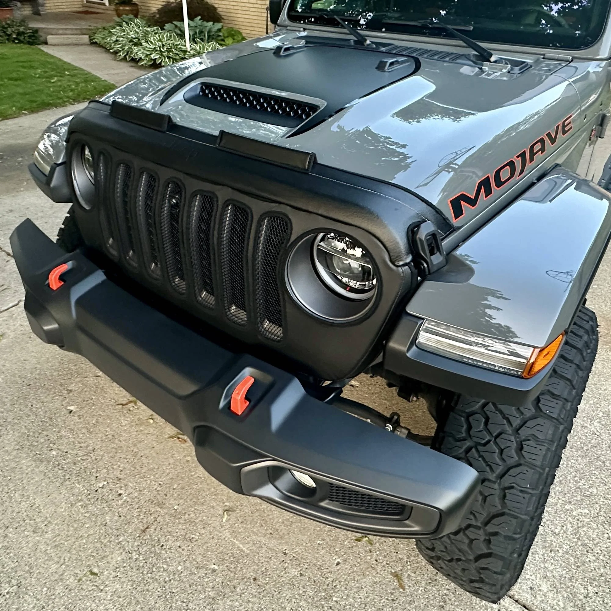 Jeep Gladiator MOPAR grill cover doesn't fit on my 2020 Gladiator IMG_3482