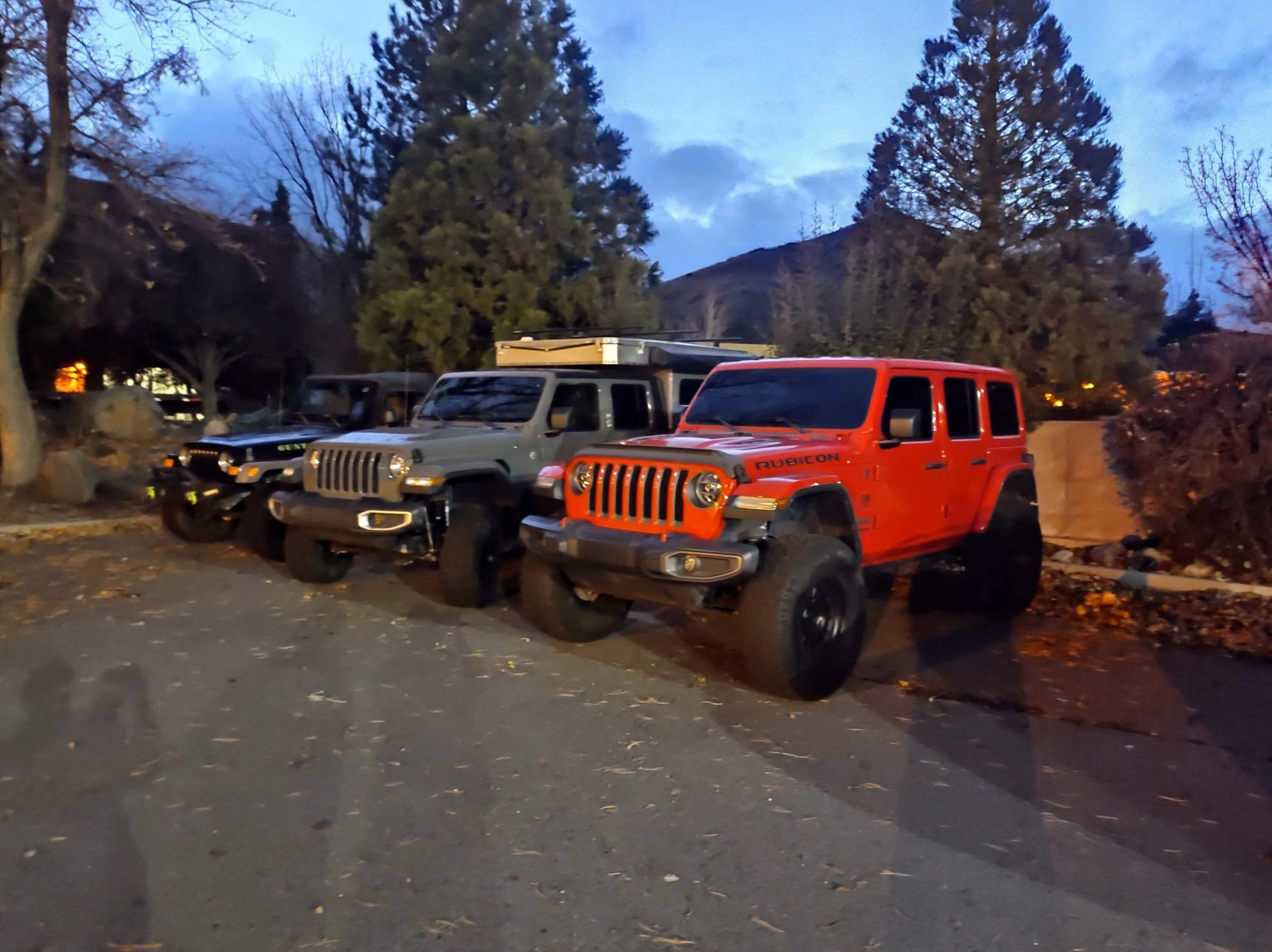 Jeep Gladiator Jeeps Parking Next To Jeeps IMG_20231207_170954758