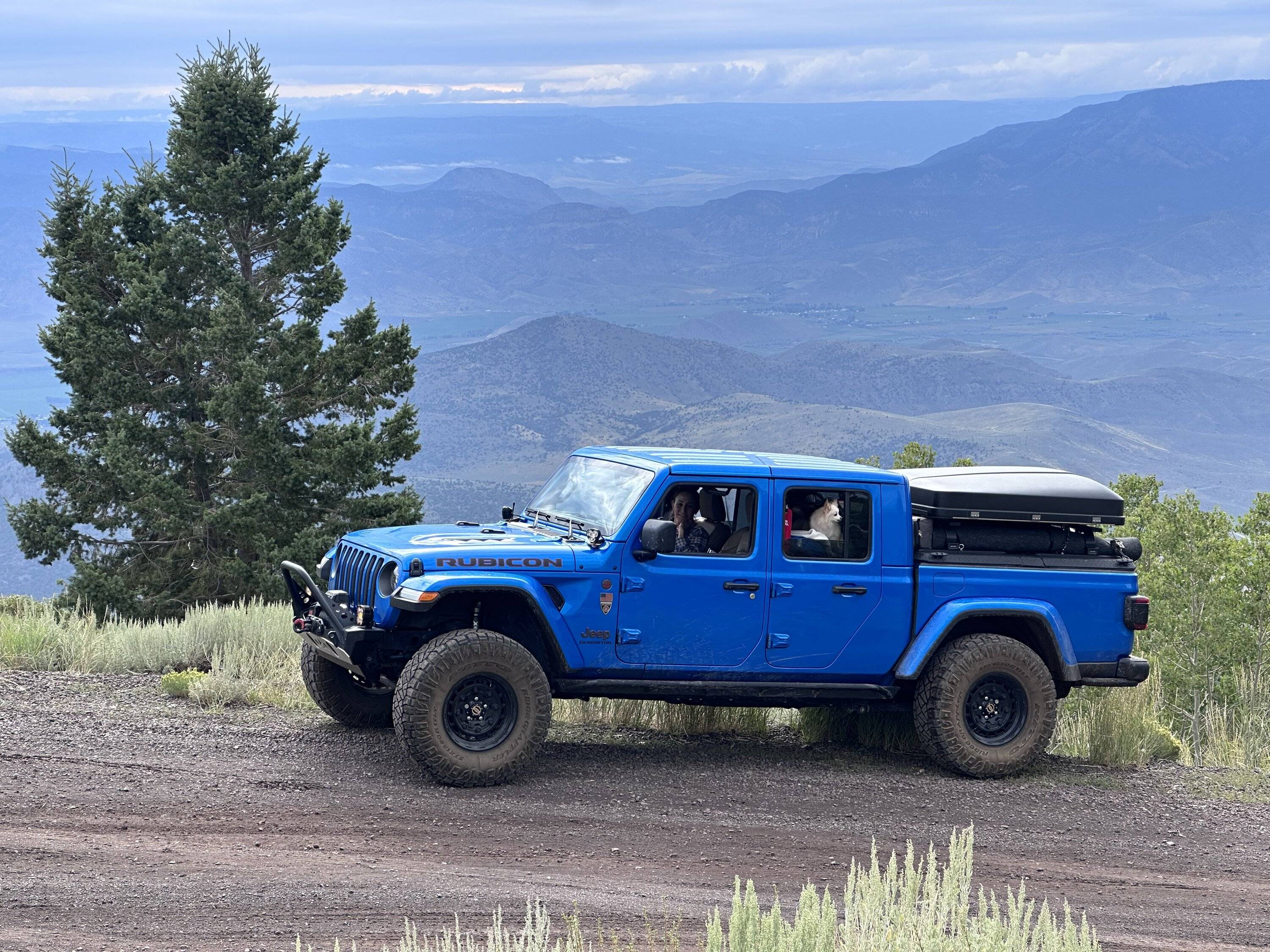 Jeep Gladiator Finally, the GOAT (Sliders) has arrived… IMG_1514
