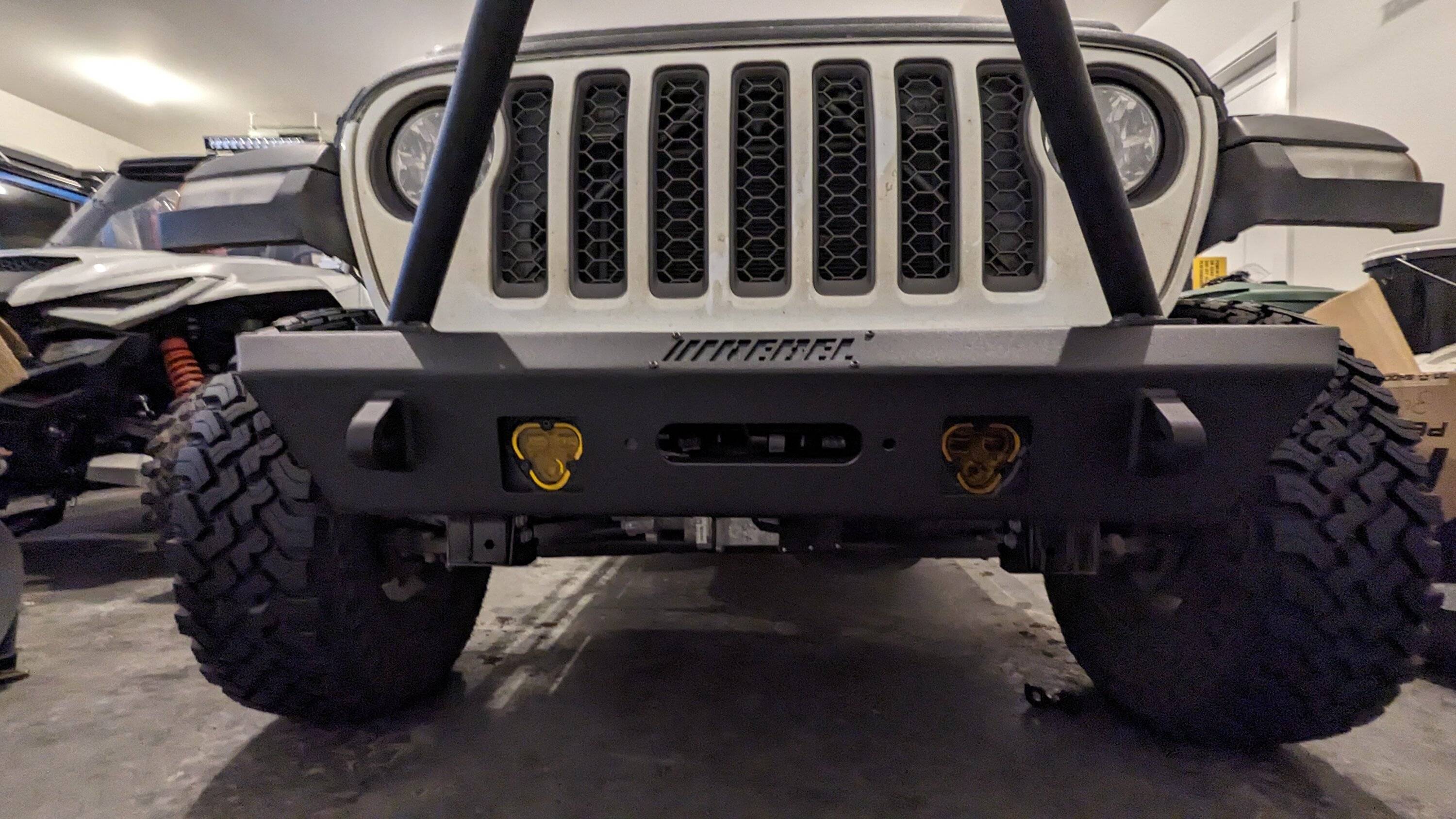 Jeep Gladiator Alaska Daily Drivers: Hydro Blue 80A and Bright White JTR PXL_20231209_220232424
