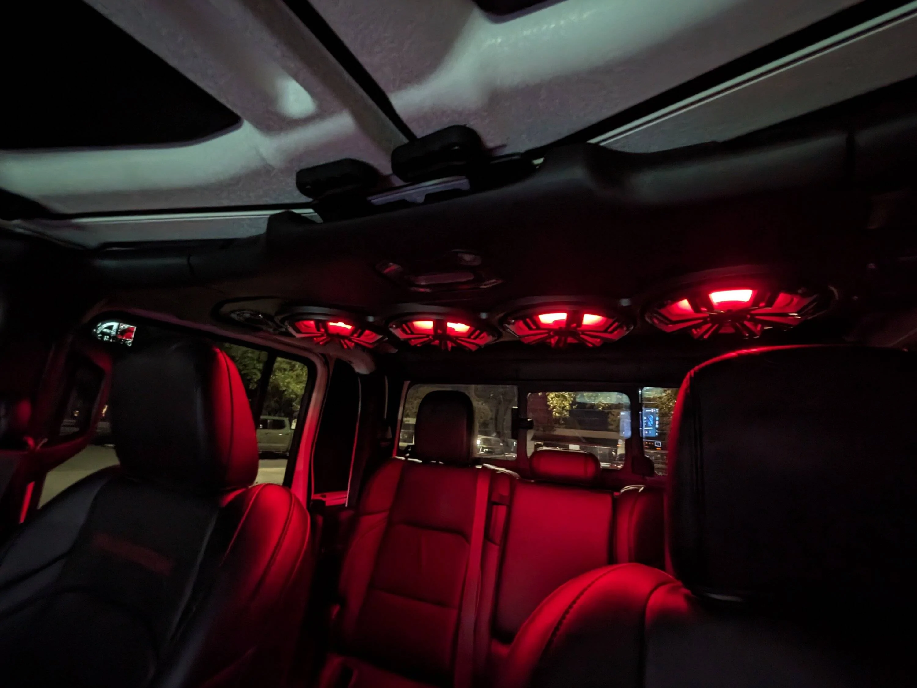 Jeep Gladiator Getting a little bit louder... 1000008325