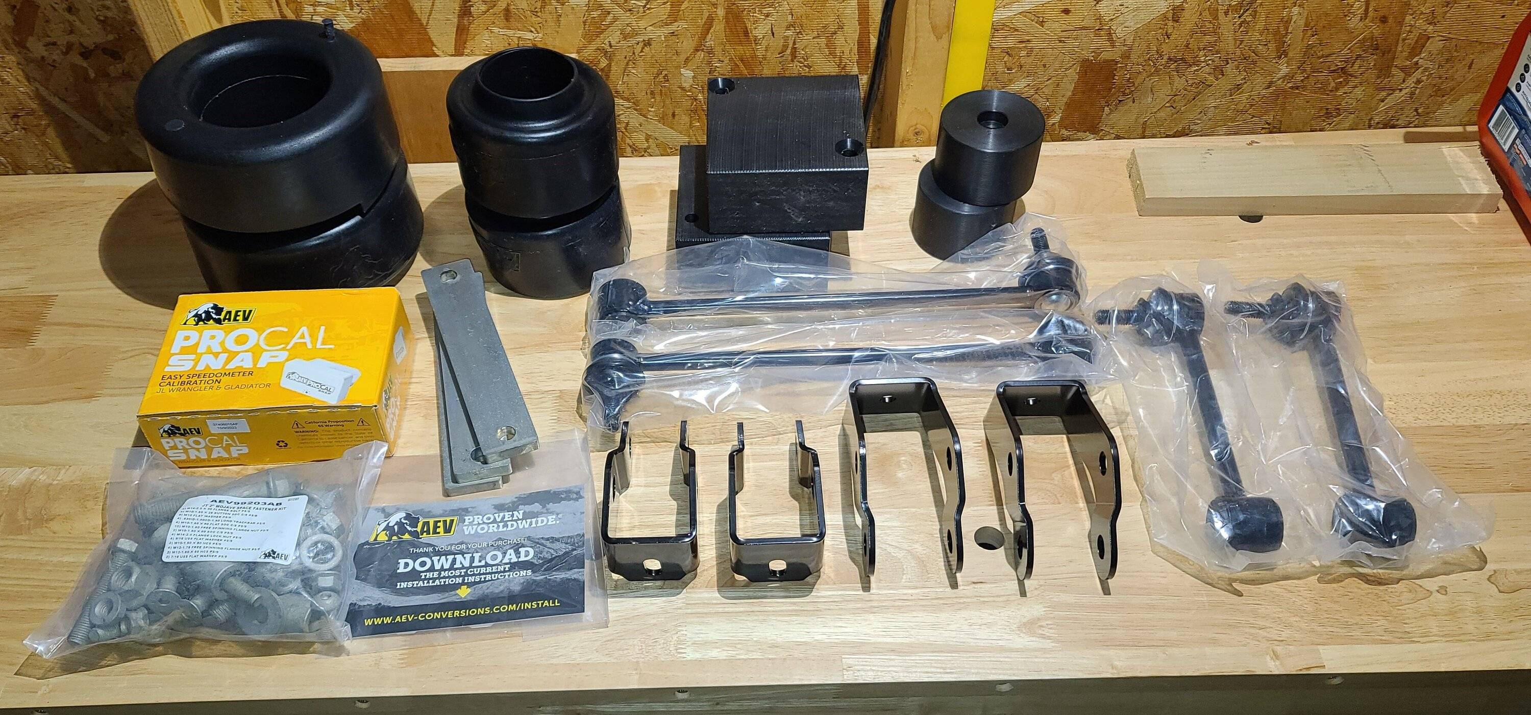 Jeep Gladiator AEV 2" spacer lift for Mojave Gladiator 20231210_202652