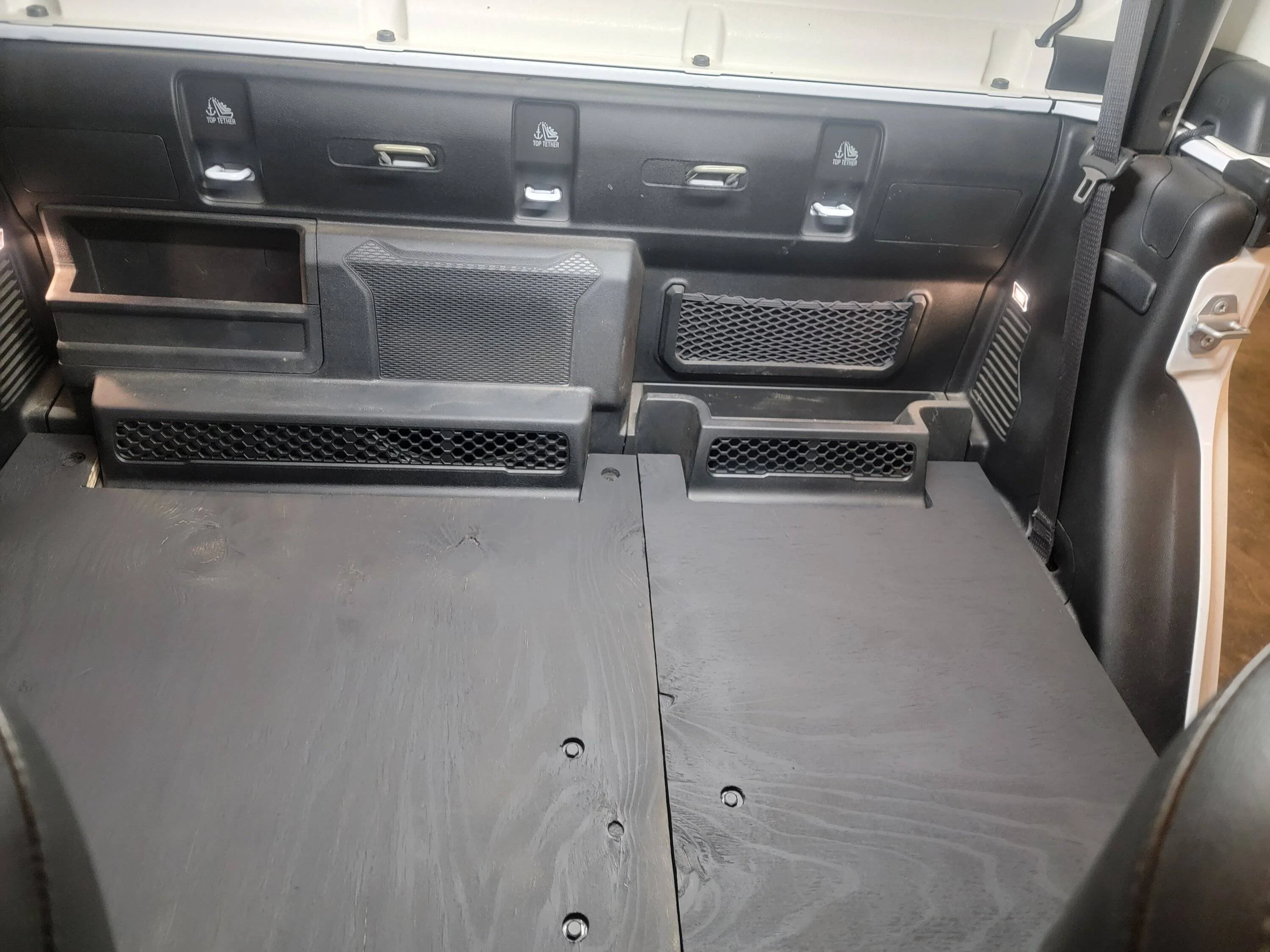 Jeep Gladiator Diy rear seat delete 20231210_184645