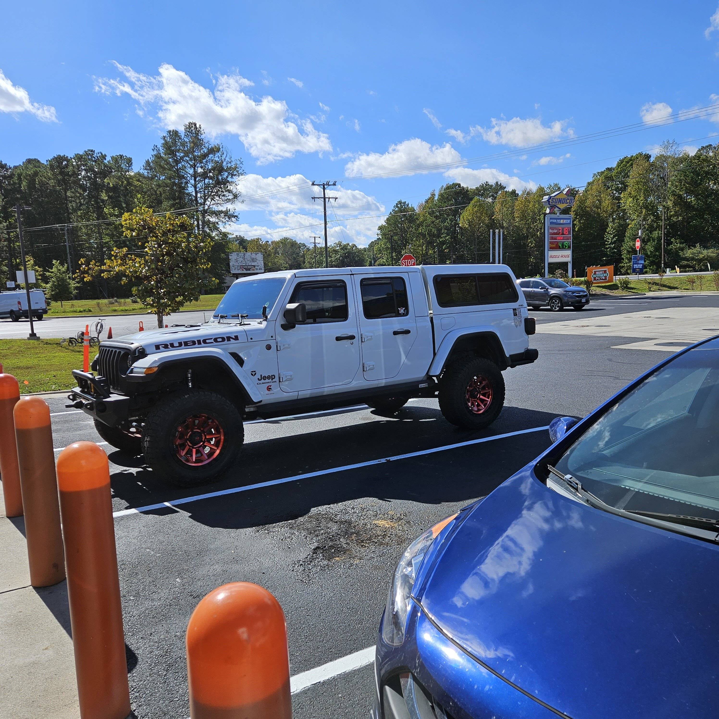 Jeep Gladiator Dealership Charges For Large Tires and Winch?? 20231018_133911