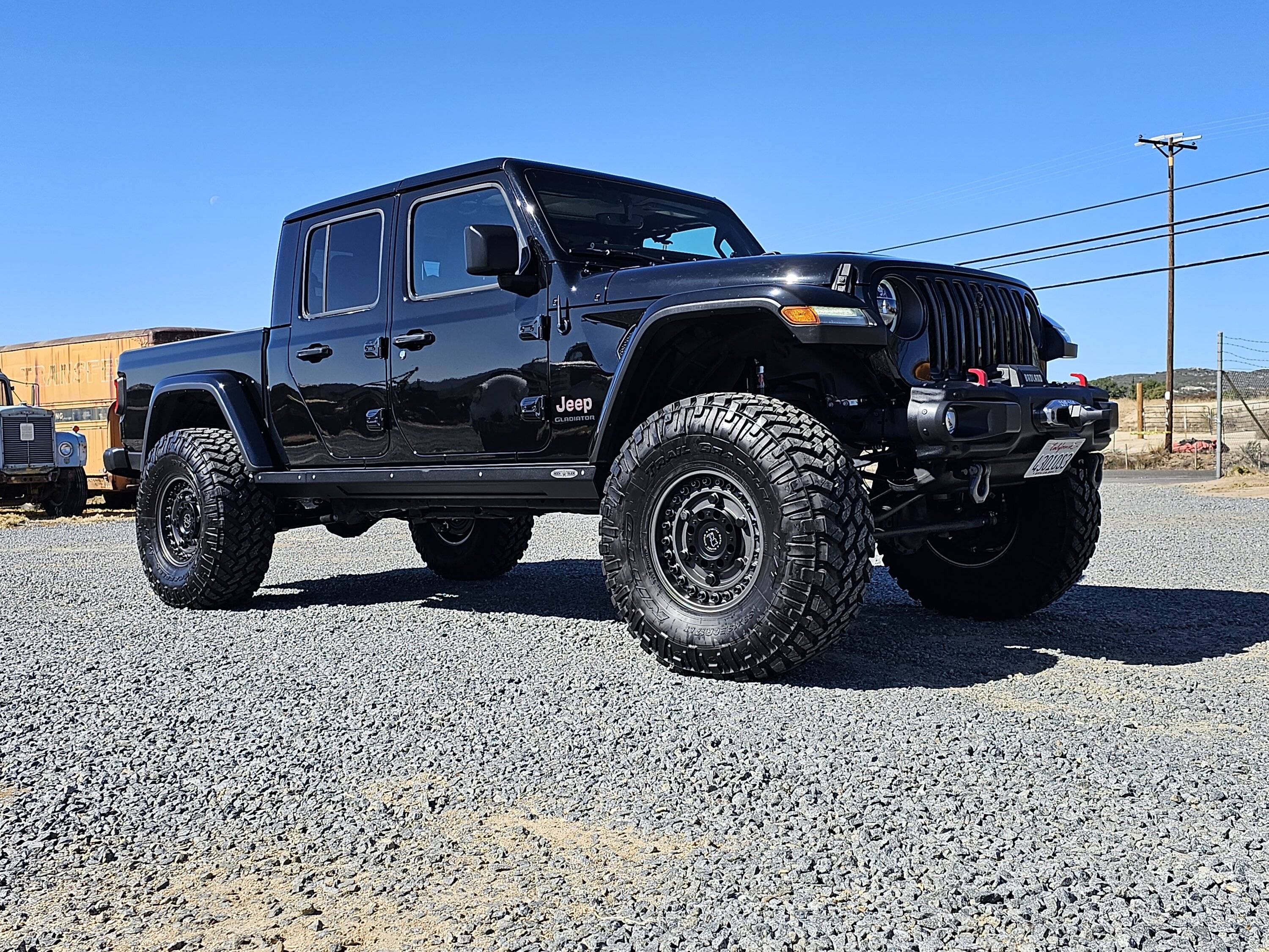 Jeep Gladiator Lets see all those Gladiators with lifts and bigger tires! 20231105_121700
