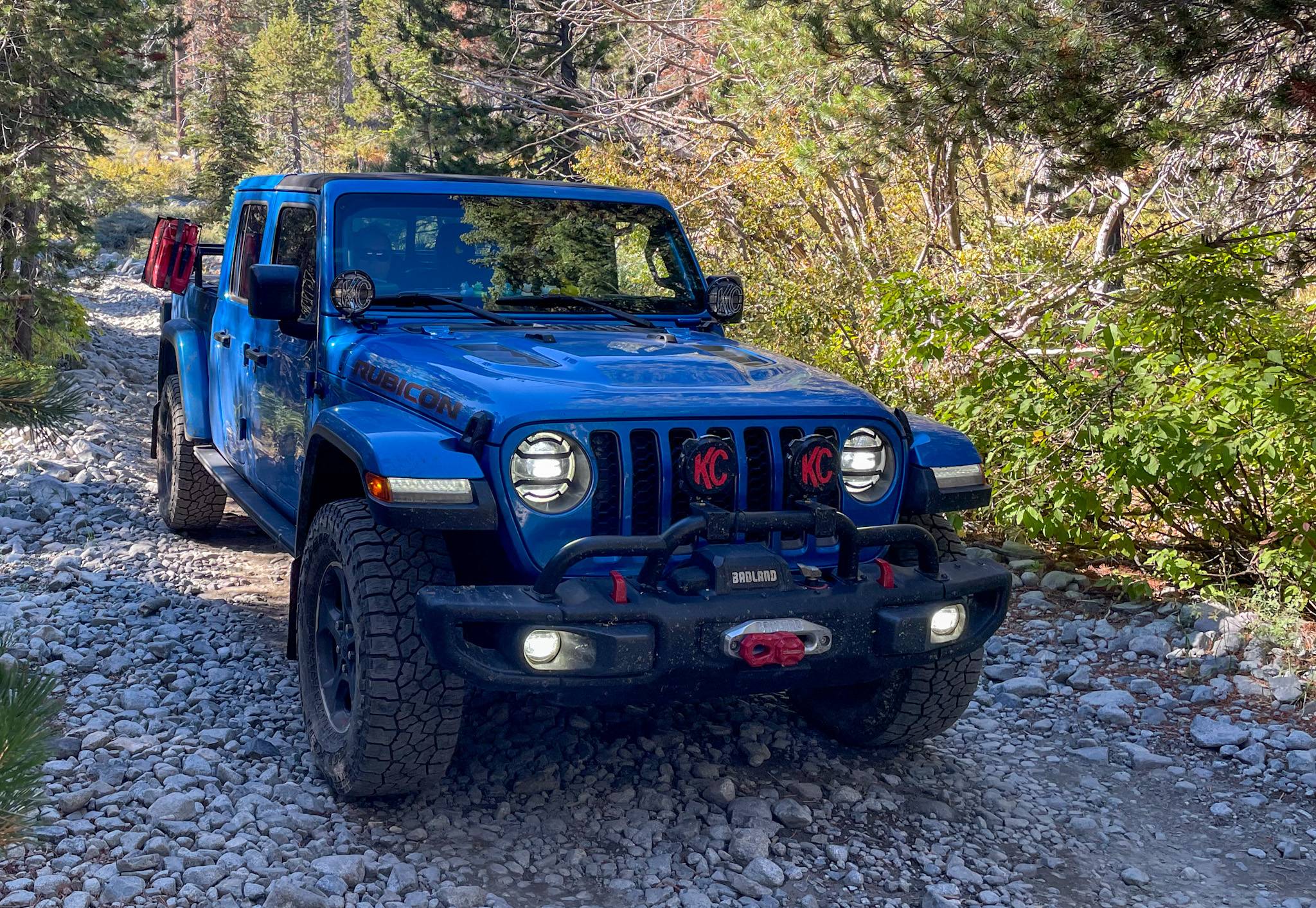 Jeep Gladiator A-Pillar KC or? IMG_0181