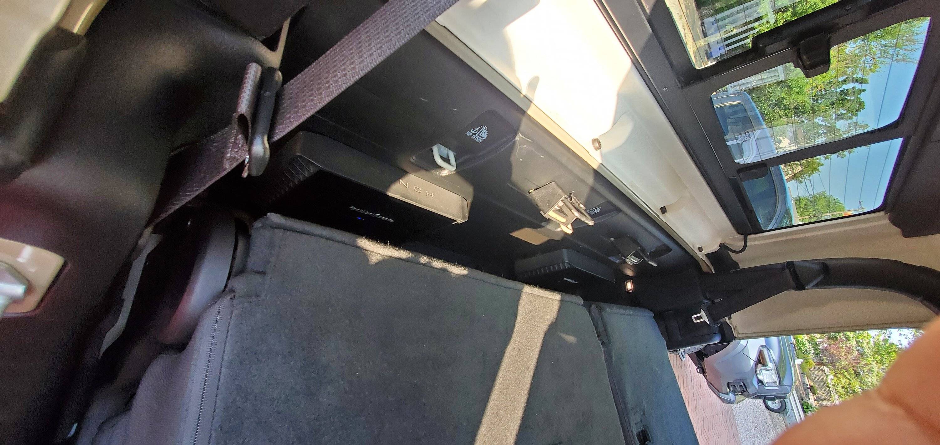 Jeep Gladiator Rockford Amps, Fox Box and Rockford DSP... JT6