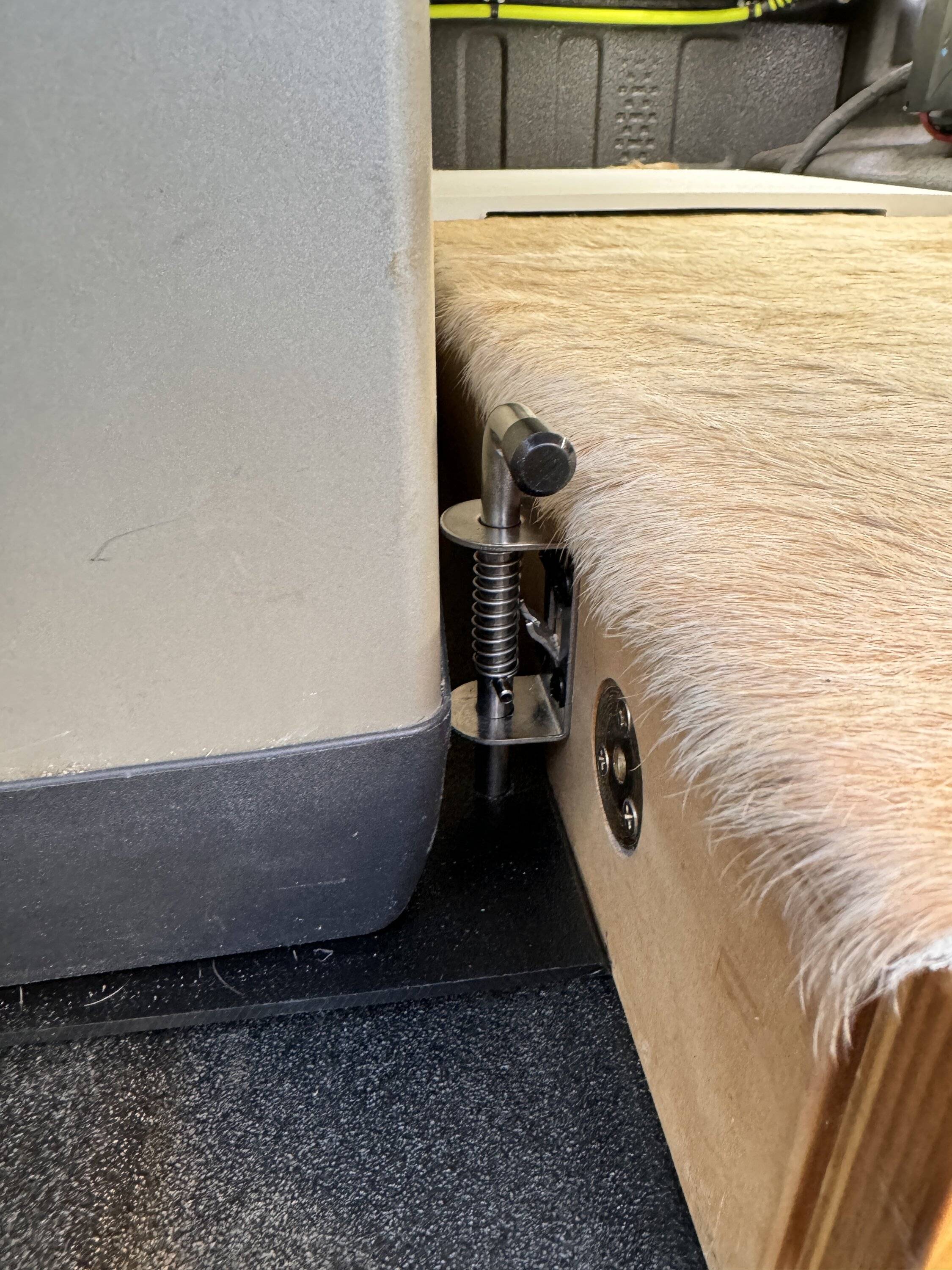 Jeep Gladiator DIY Slide Out w/ Sink IMG_2717