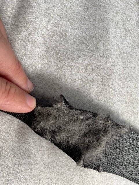 Jeep Gladiator rear seat belps ripped image2