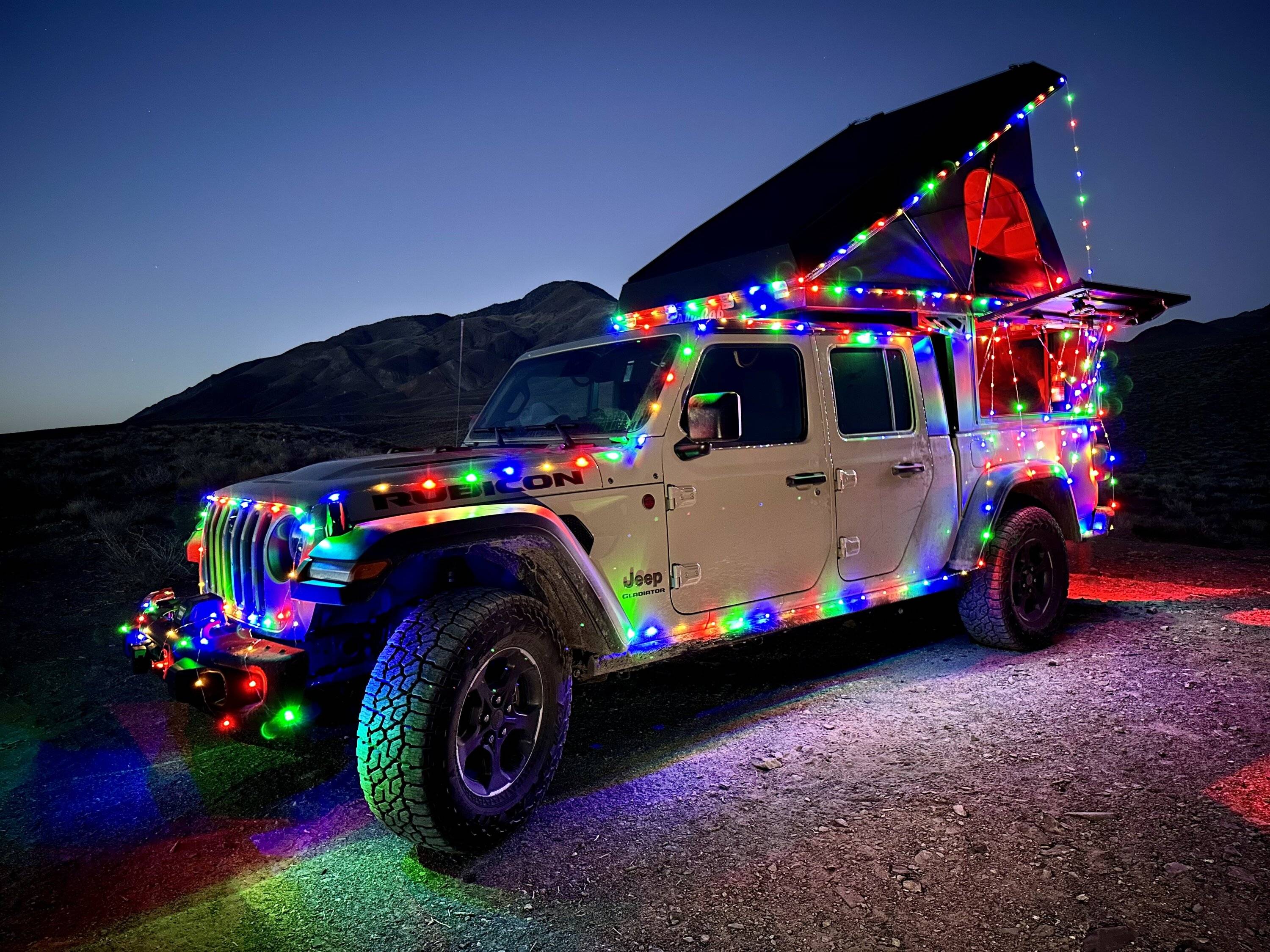 Jeep Gladiator Best Xmas Decoration Everrrrrrr IMG_0666