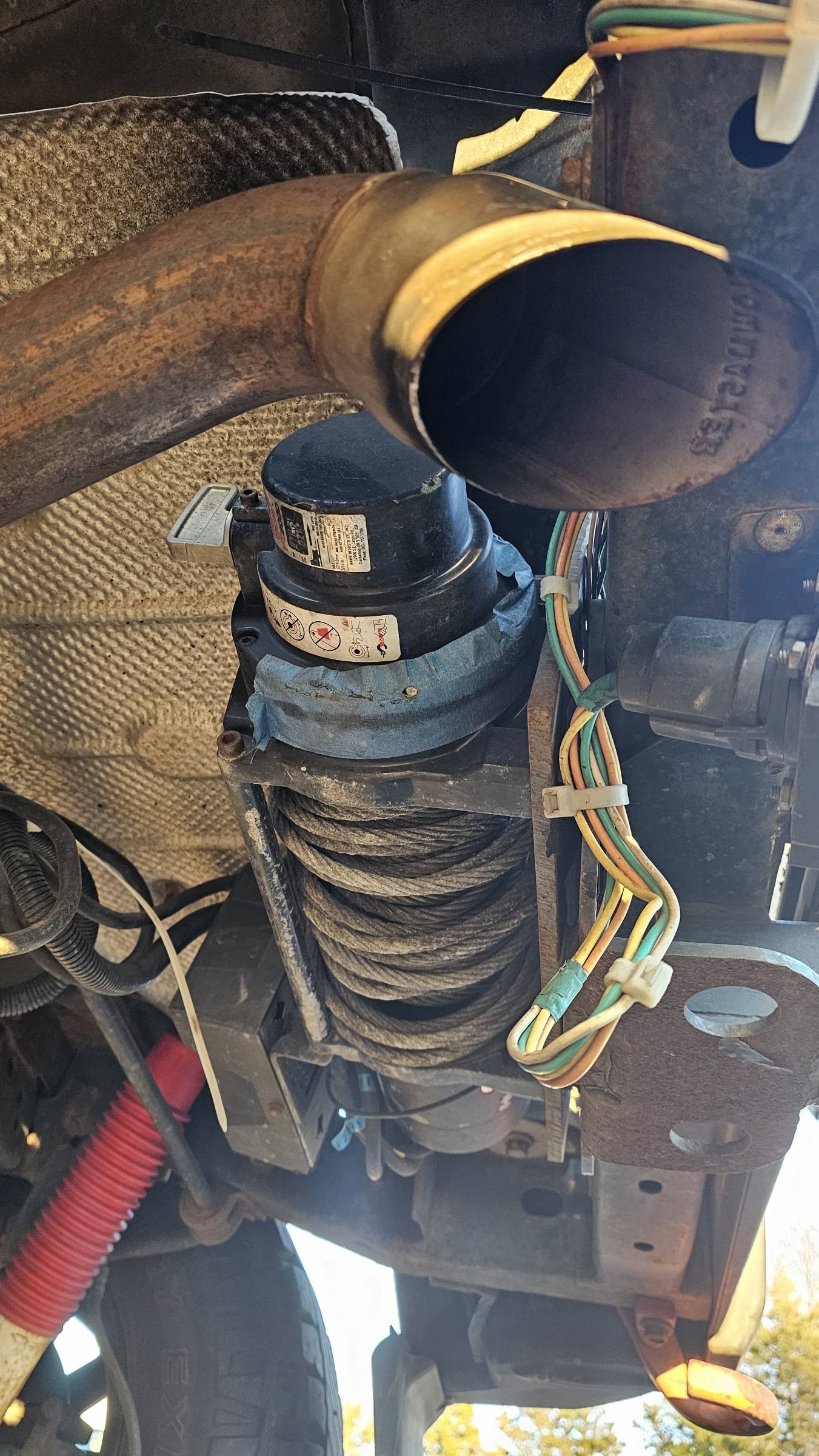 Jeep Gladiator where are you powering the winch? 20231214_153438