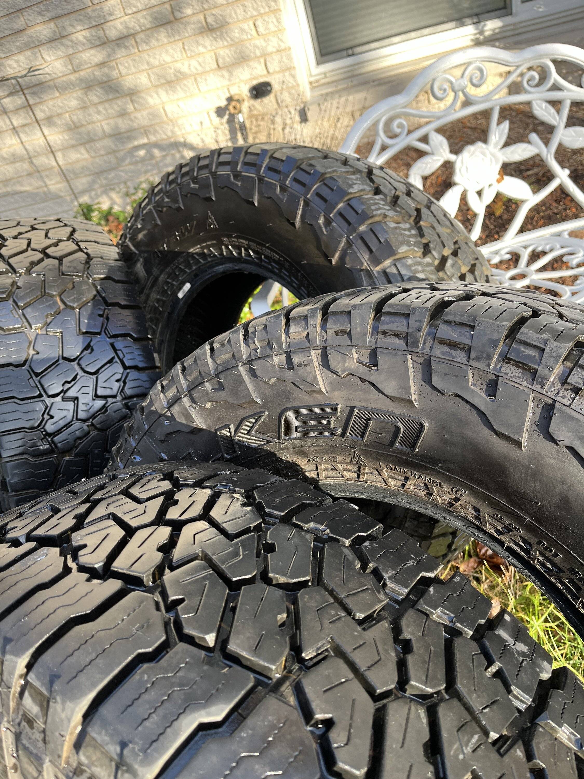 Jeep Gladiator 285/70R17 Falken Wildpeak AT3 - $500 for 5 Tires IMG_1139