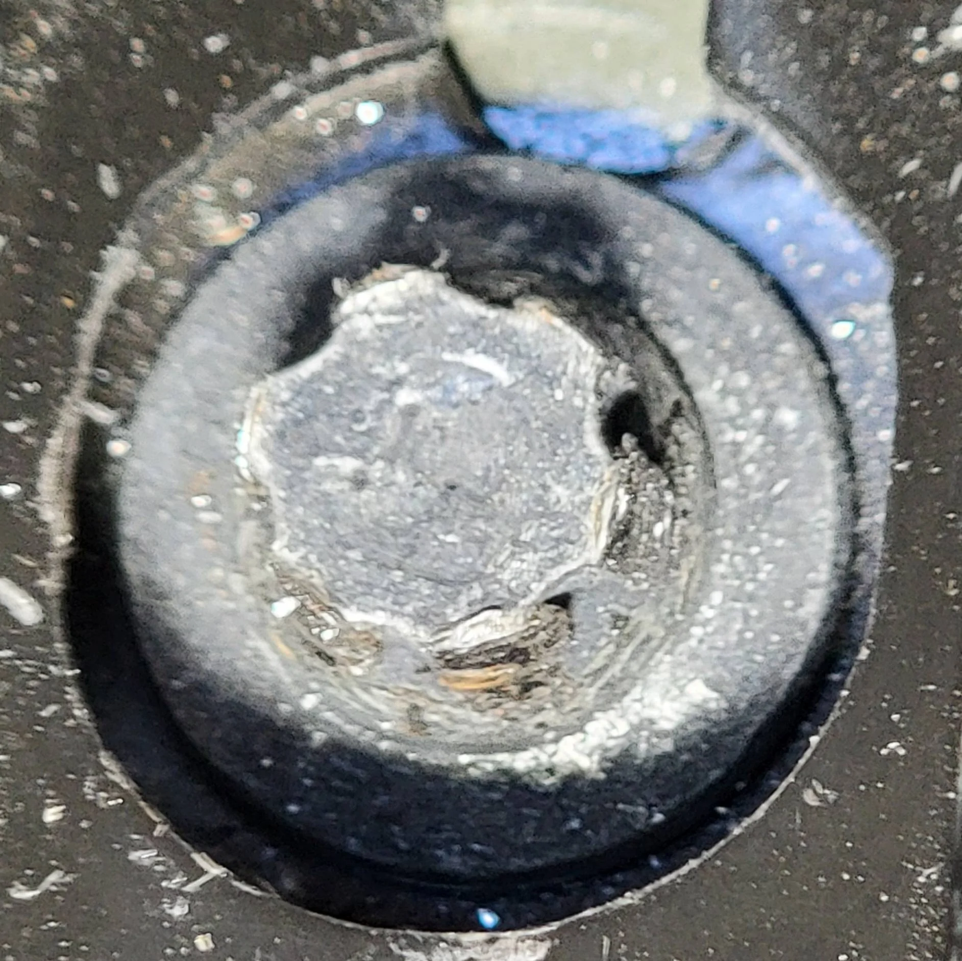 Jeep Gladiator The Easter Egg I don't want ! Stripped seat bolt 20231214_134336