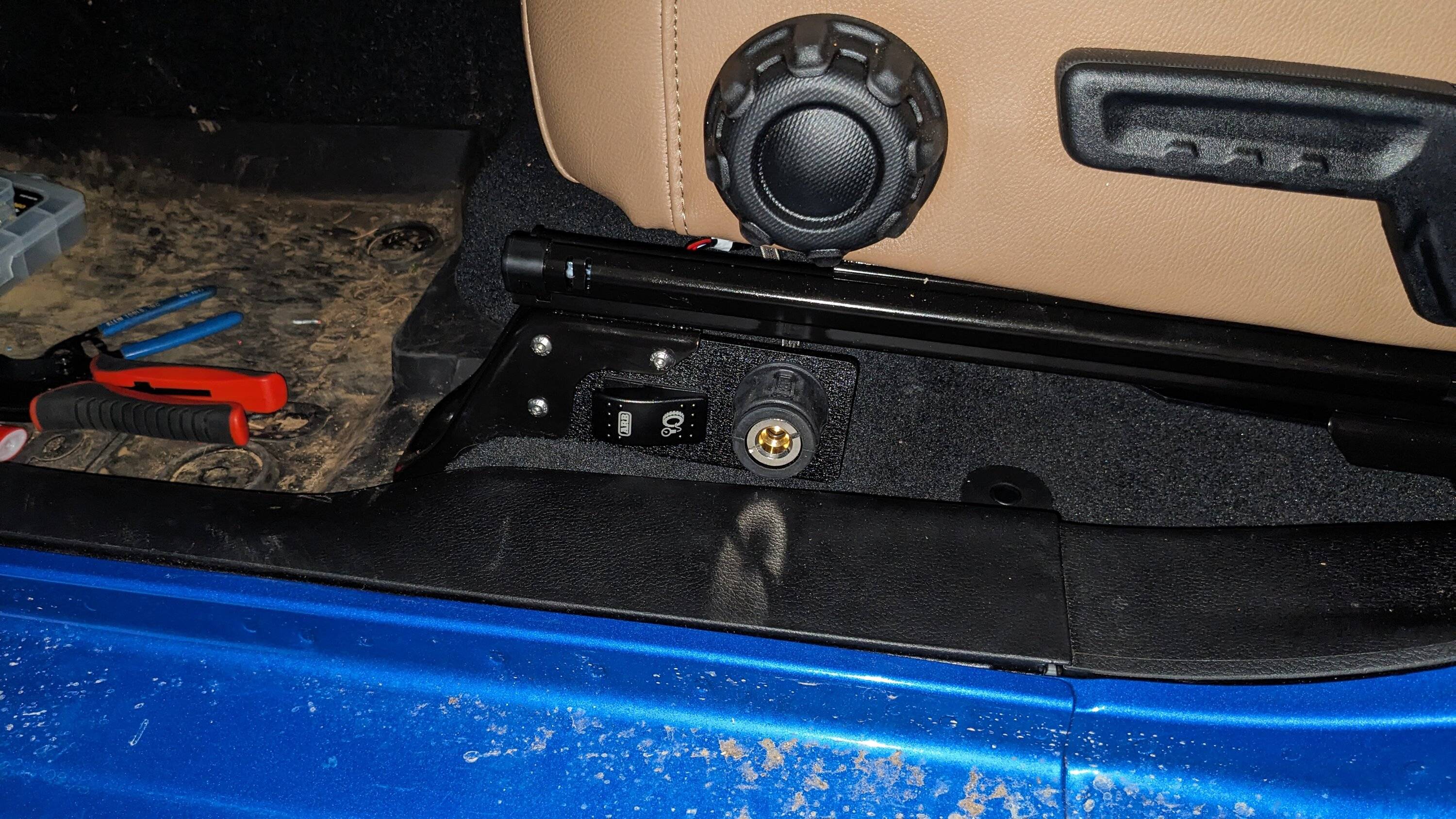 Jeep Gladiator Hydro Blue JTRD Build Thread PXL_20231204_011942651