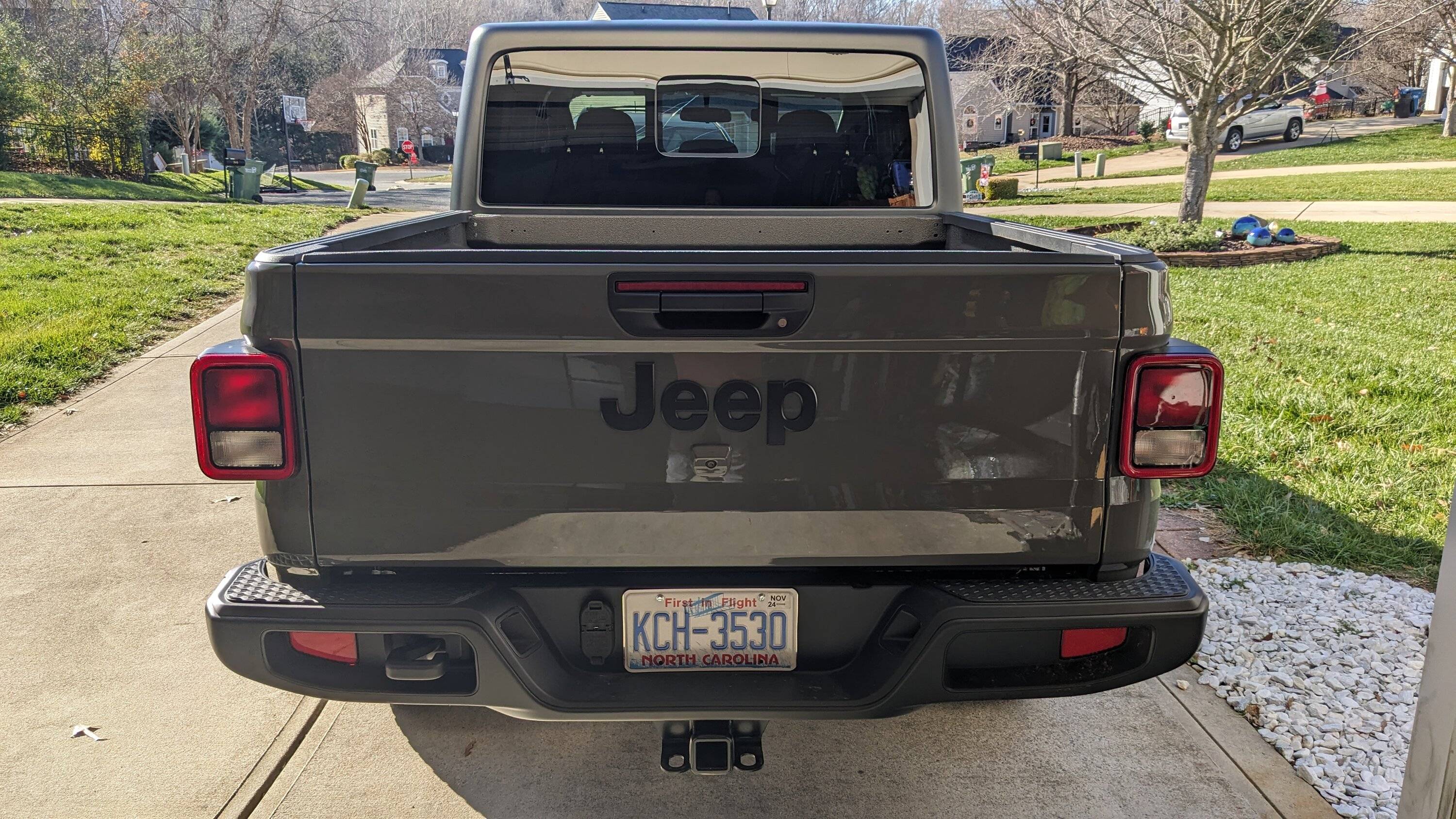 Jeep Gladiator '23 Hard top w/tinted window $2000 PXL_20231214_191429108