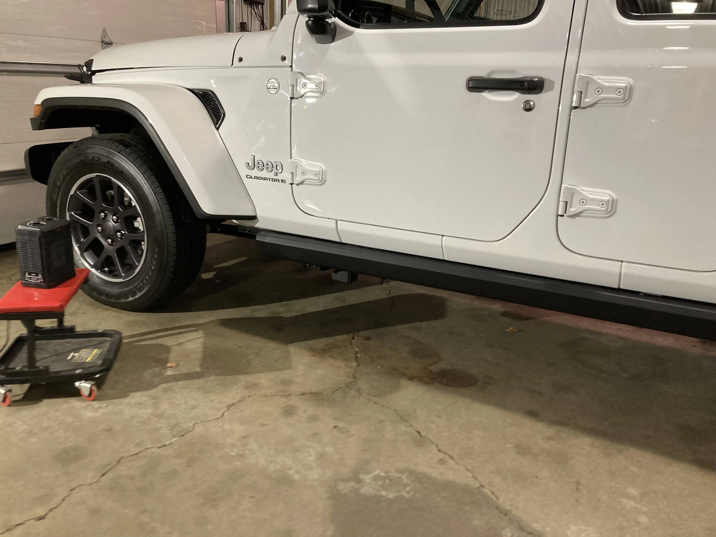 Jeep Gladiator Fixed ugly pinch weld IMG_0430