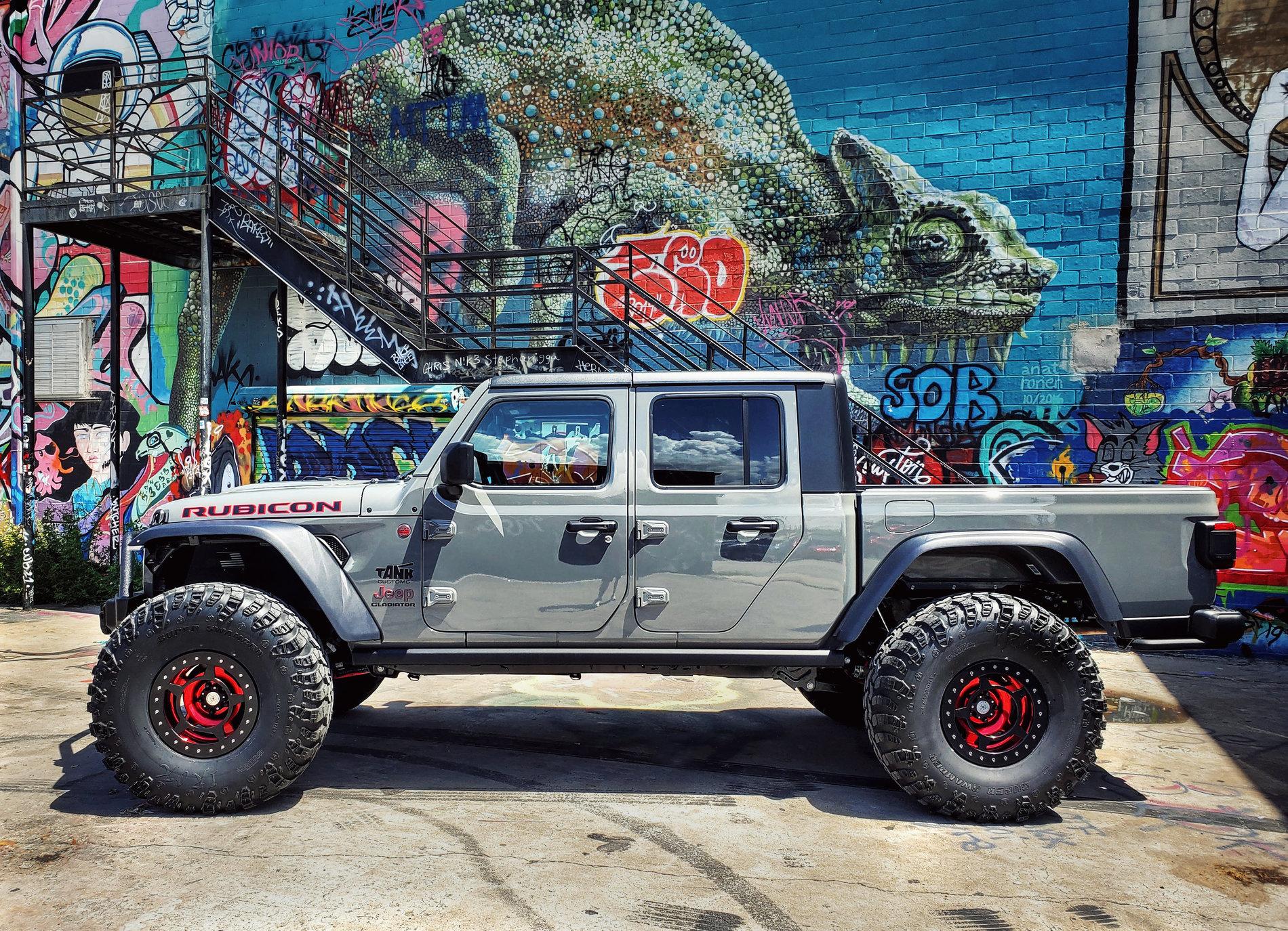Jeep Gladiator Black is played out, let's see some colored rims Gladiator-graffiti-1