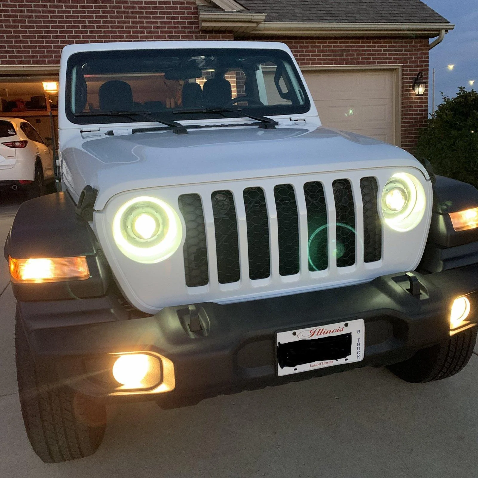 Jeep Gladiator LED Bulb Replacement - IT WORKS! 1B441BCE-3398-435B-8582-75E4A9BE8400
