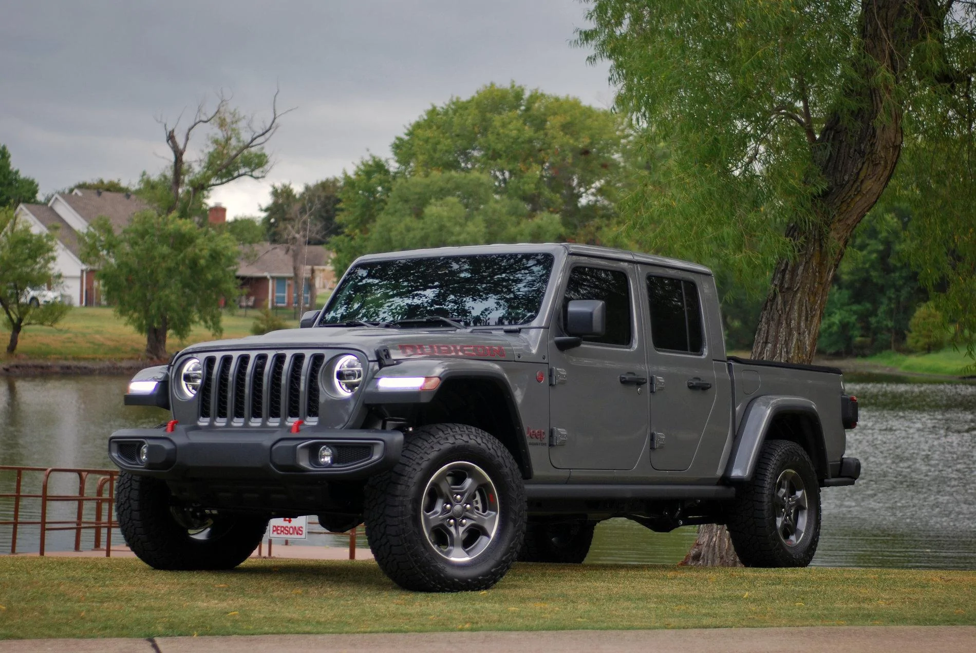 Jeep Gladiator STING GRAY Gladiator JT Club Front